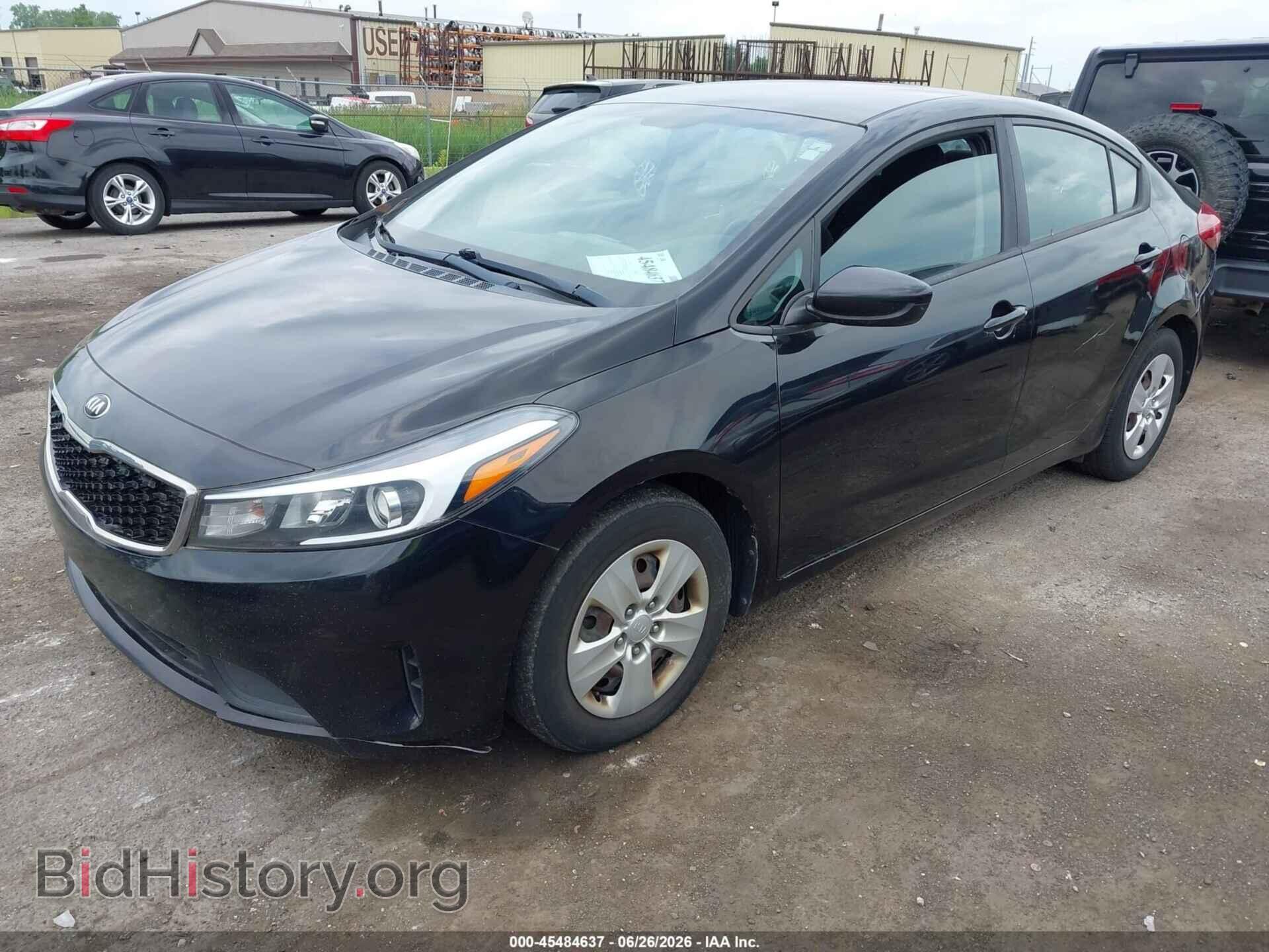 2017 KIA FORTE - VIN: 3KPFK4A79HE140249 - Photo 2