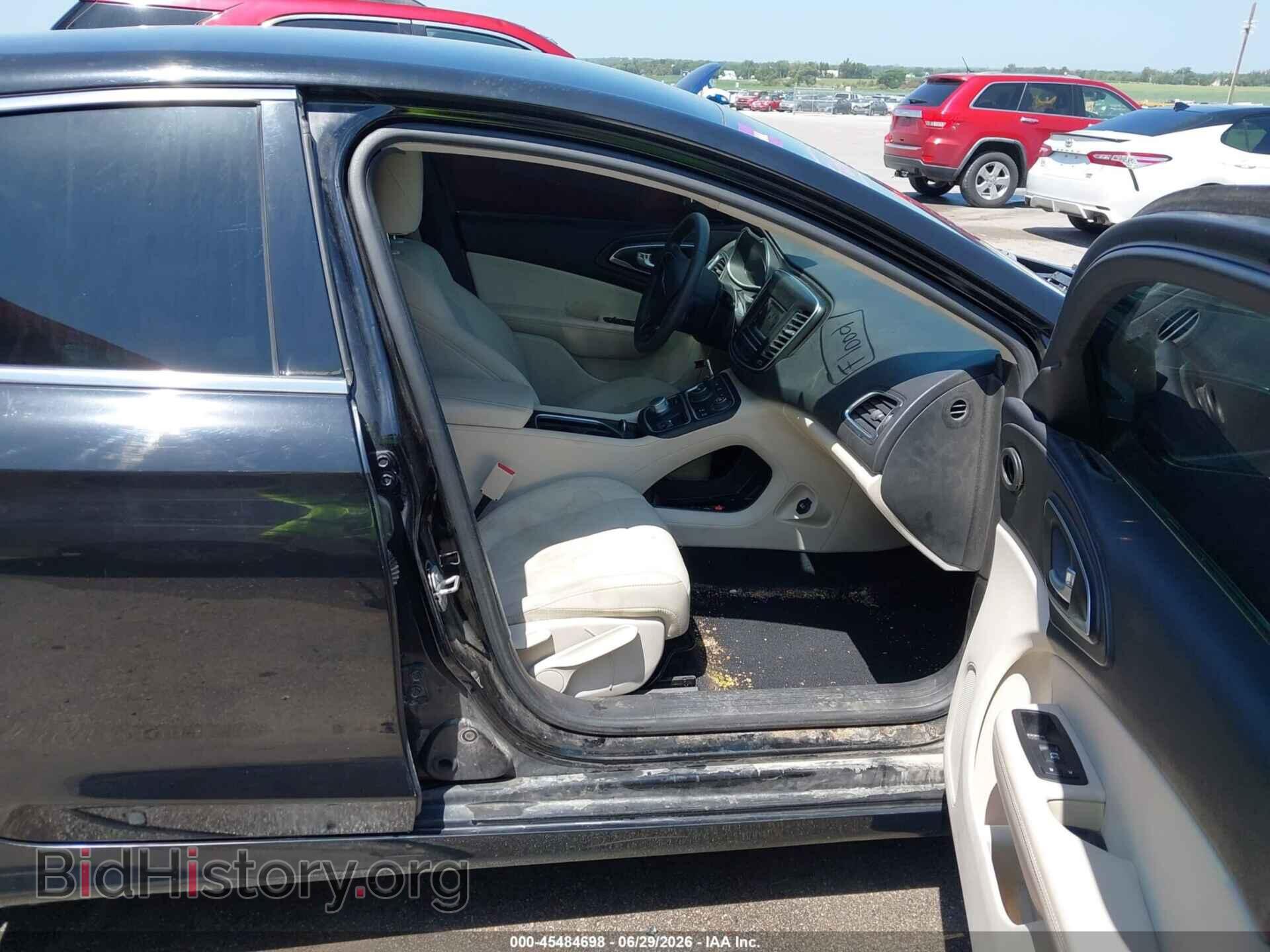 2016 CHRYSLER 200 - VIN: 1C3CCCAB7GN181721 - Photo 5