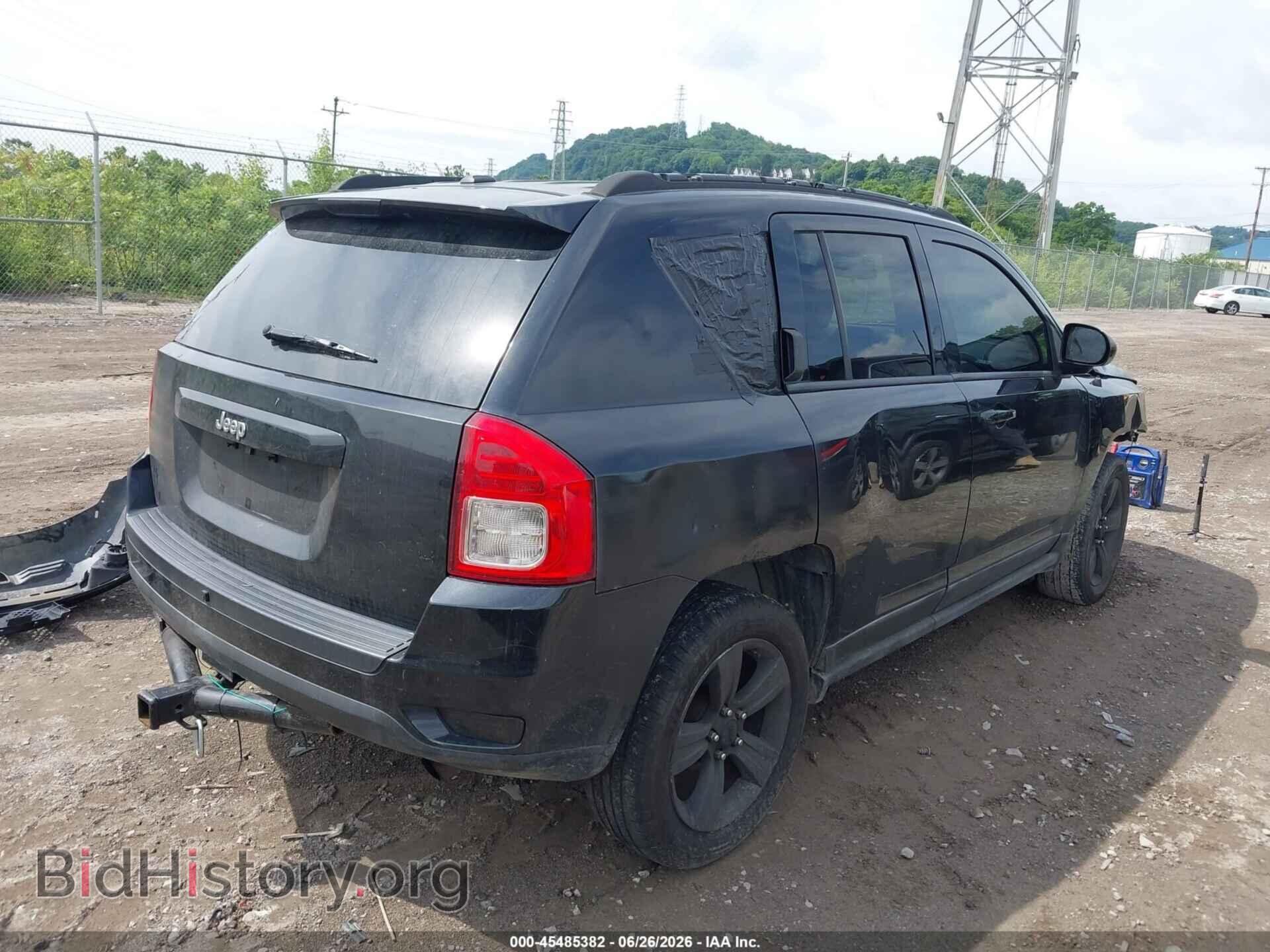 2011 JEEP COMPASS - VIN: 1J4NF1FB8BD135901 - Photo 4