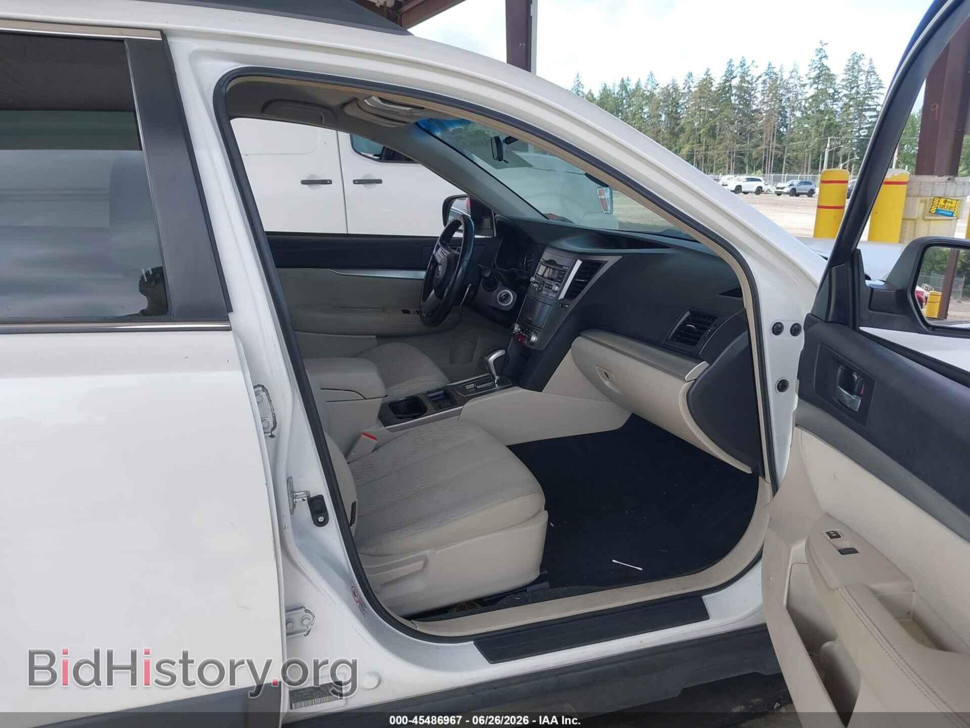 2011 SUBARU OUTBACK - VIN: 4S4BRBCC5B3394656 - Photo 5