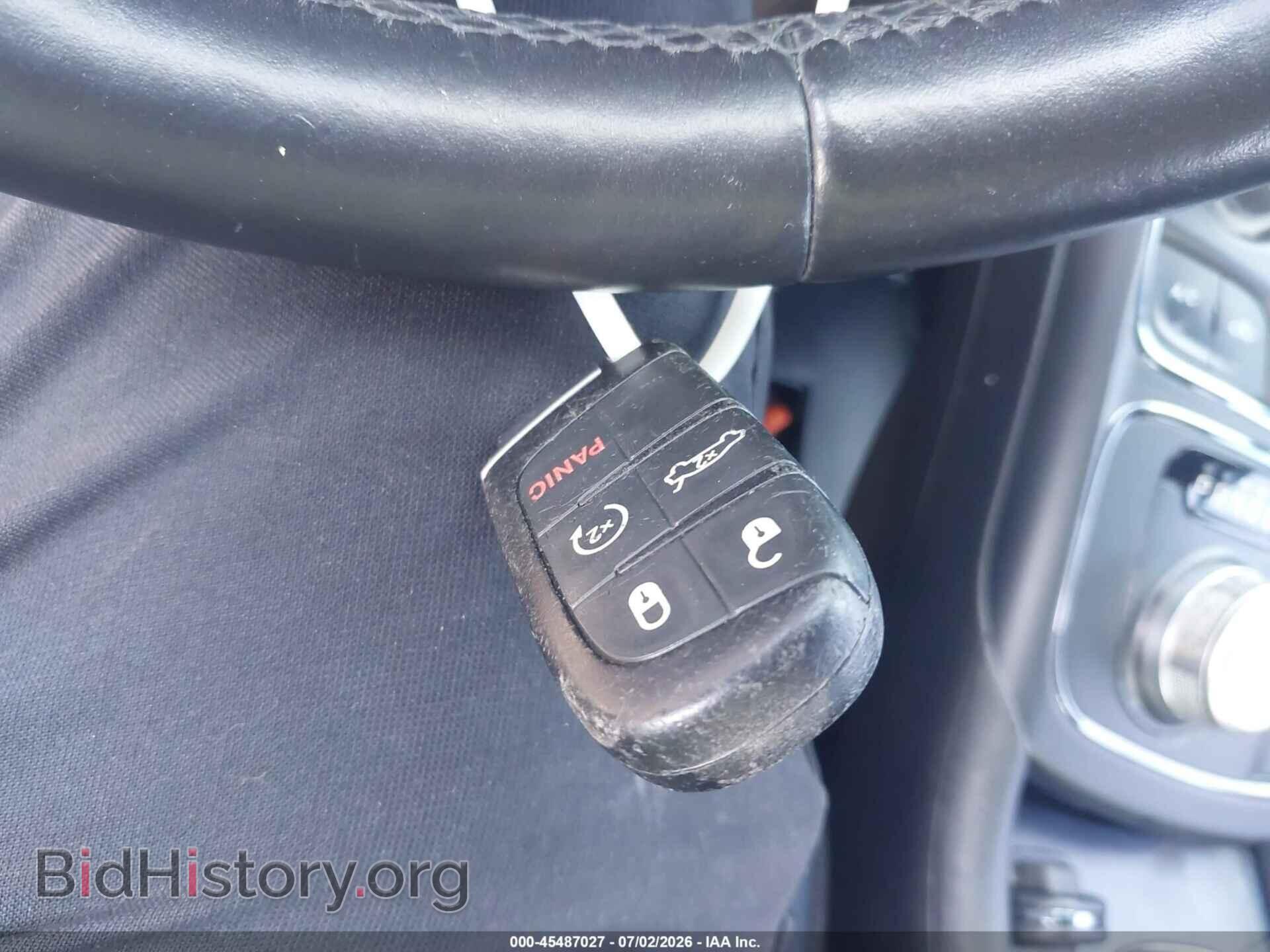 2015 CHRYSLER 200 - VIN: 1C3CCCBG9FN533528 - Фото 11