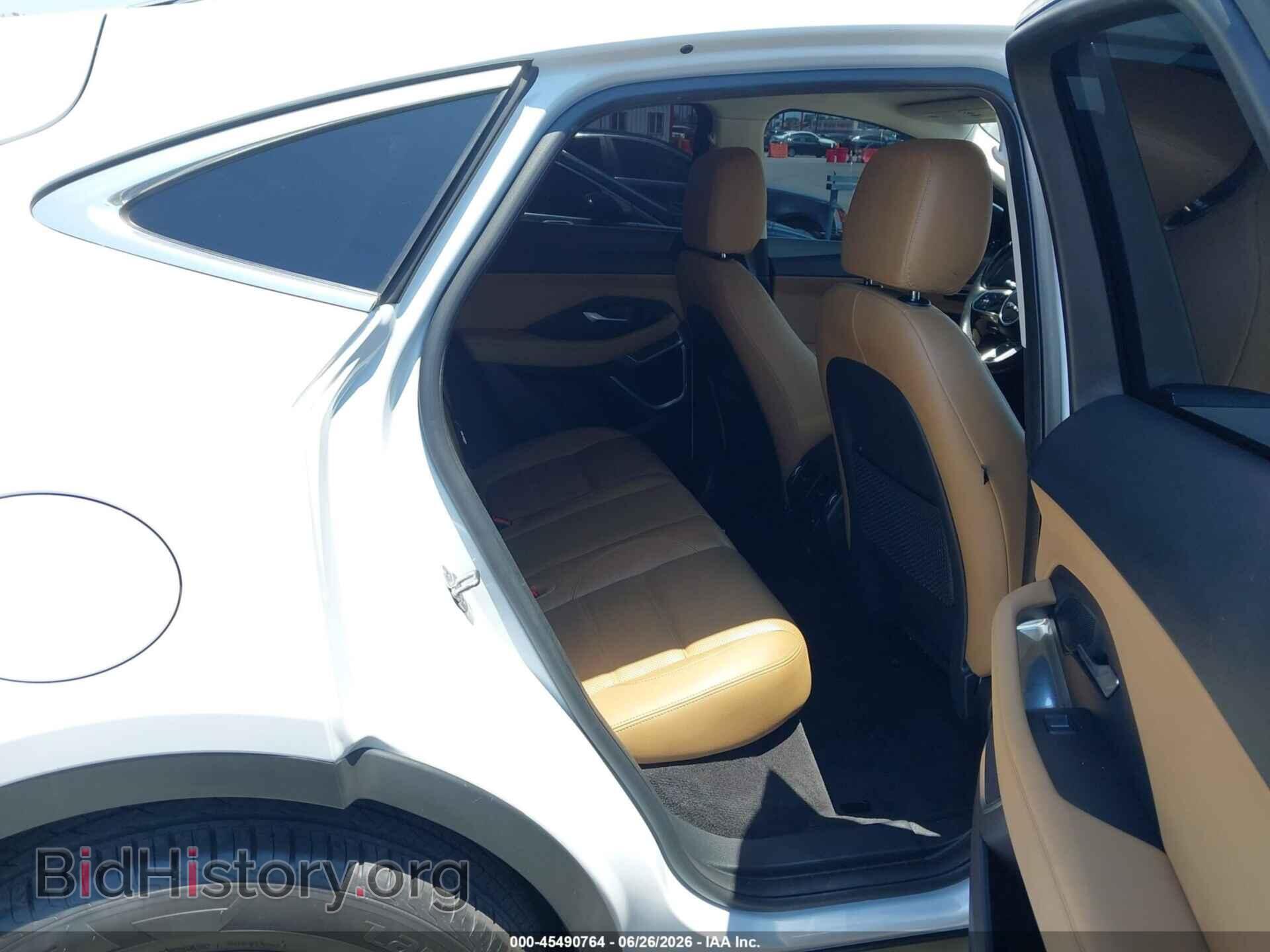2021 JAGUAR E-PACE - VIN: SADFP2FXXM1016670 - Photo 8