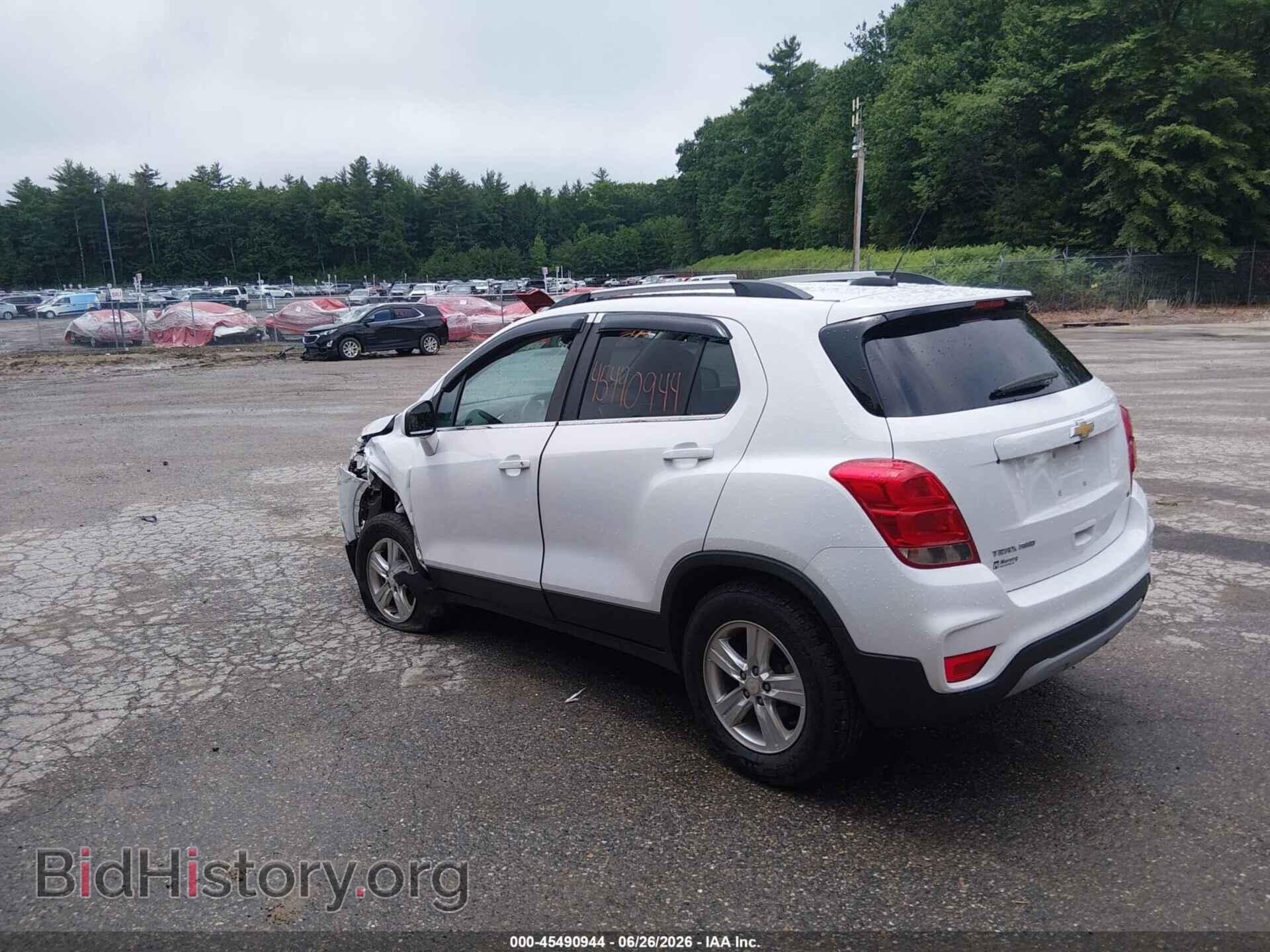 2018 CHEVROLET TRAX - VIN: 3GNCJPSB2JL260655 - Фото 3