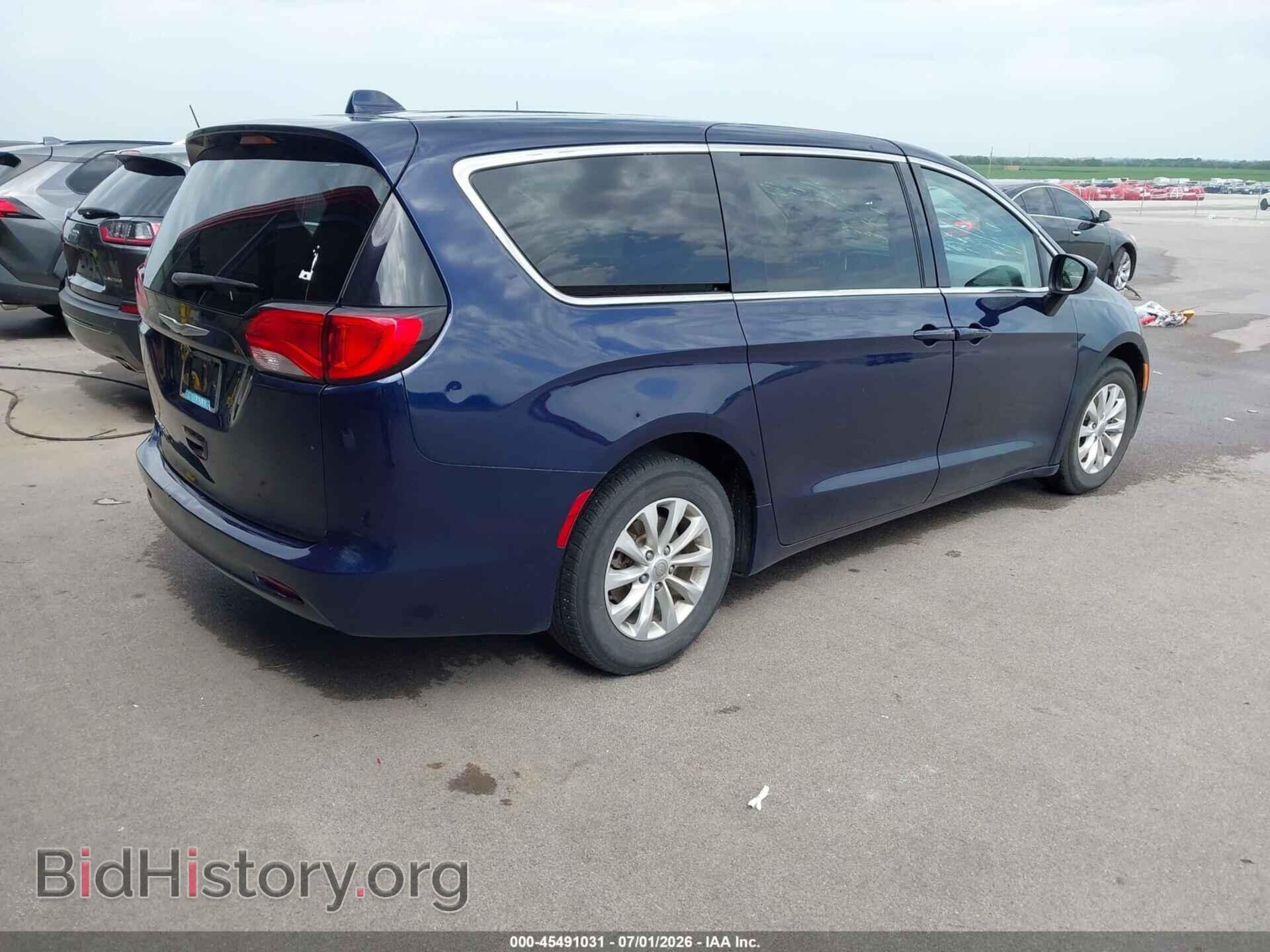 2017 CHRYSLER PACIFICA - VIN: 2C4RC1DG2HR578470 - Photo 4