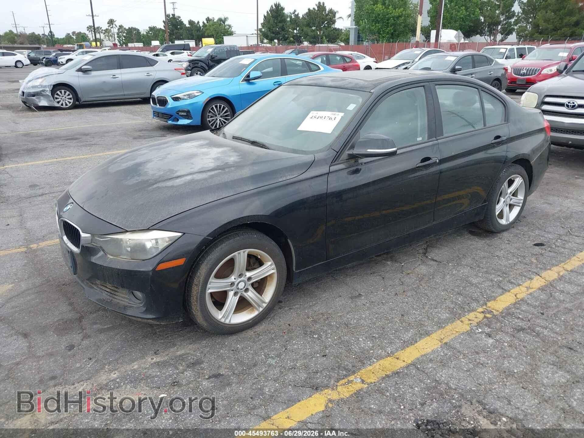 2012 BMW 328I - VIN: WBA3A5C50CF341248 - Фото 2