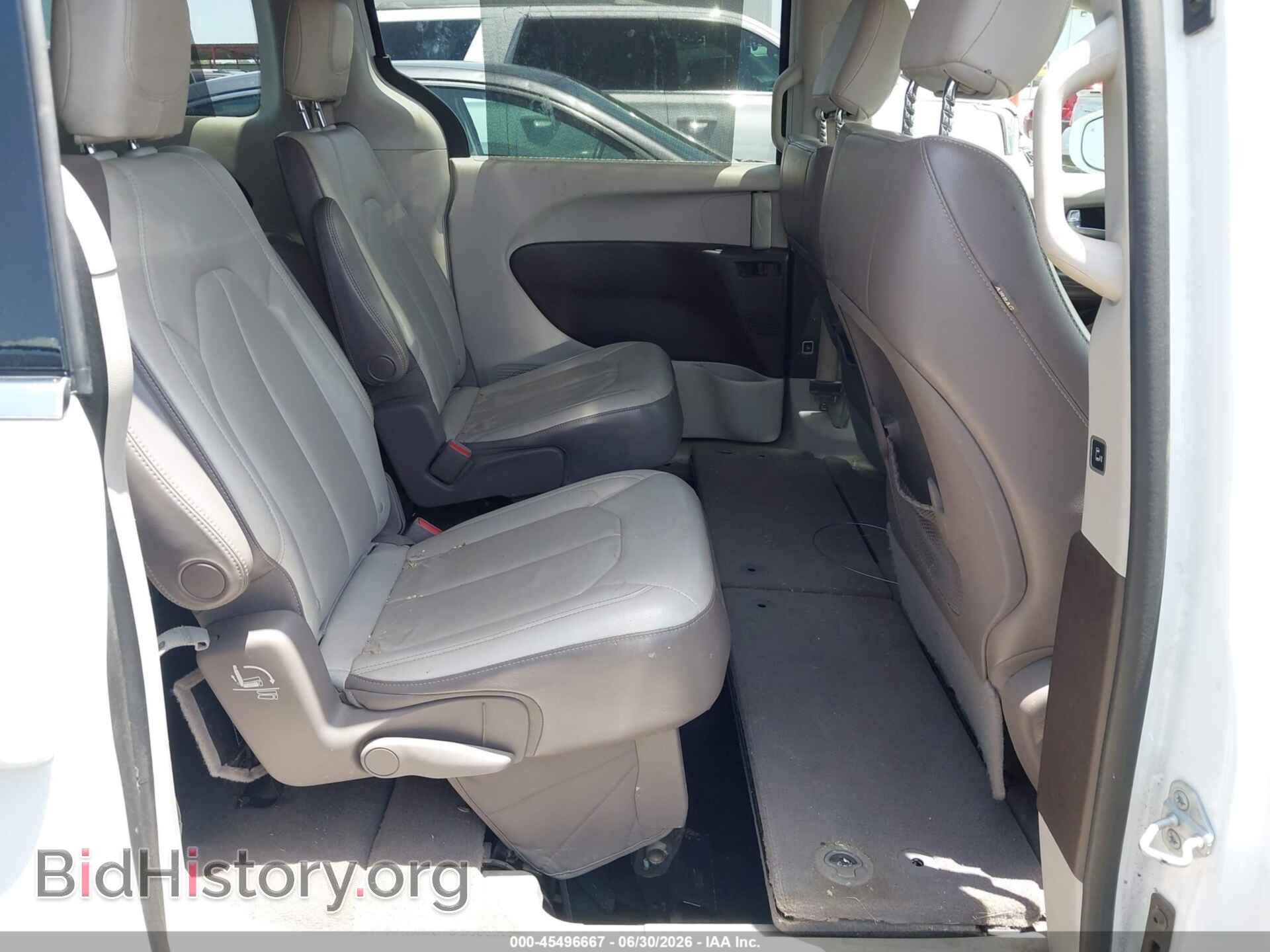 2017 CHRYSLER PACIFICA - VIN: 2C4RC1BG7HR621803 - Photo 8