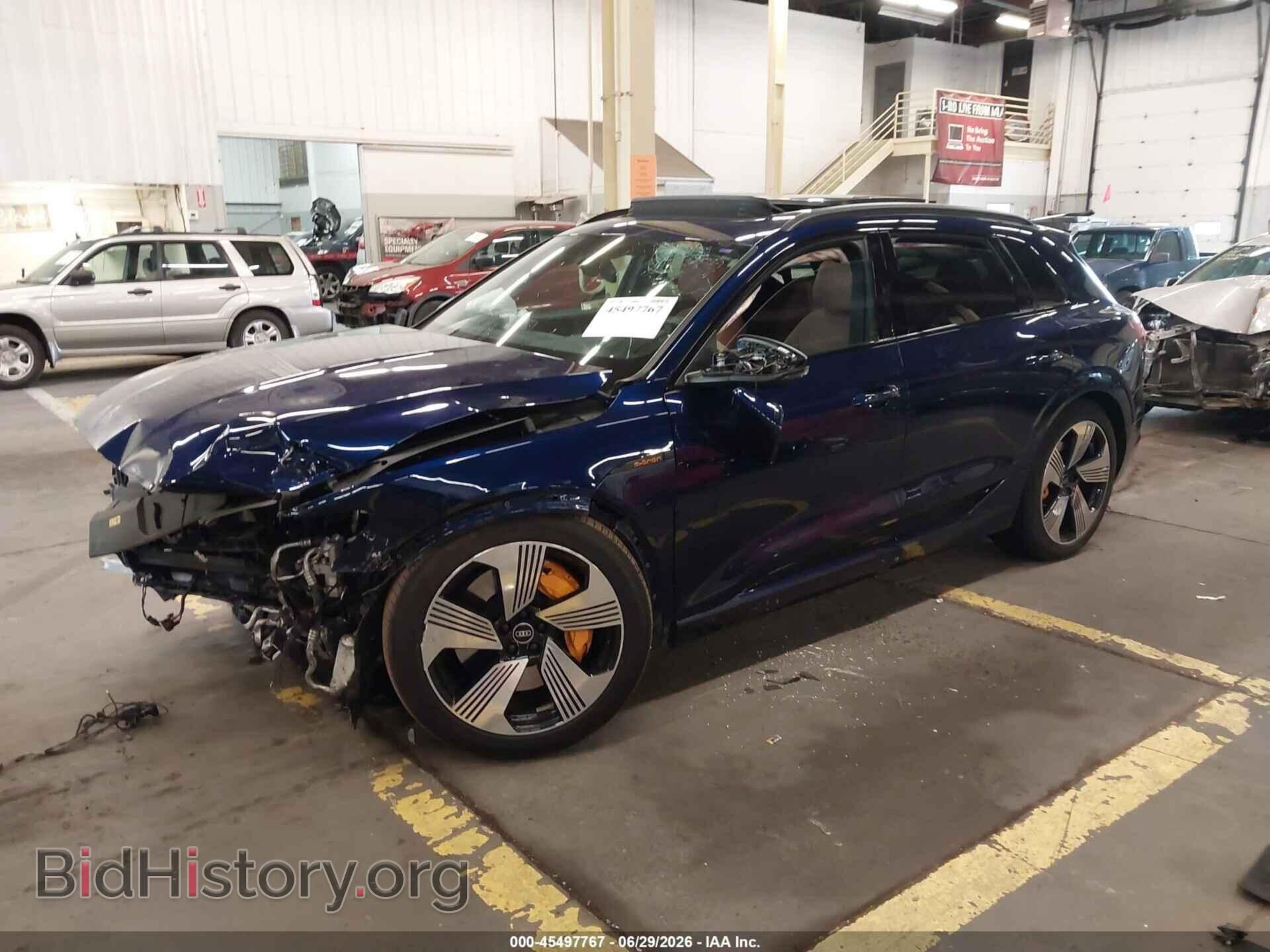 2022 AUDI E-TRON - VIN: WA1LABGE6NB007418 - Фото 2