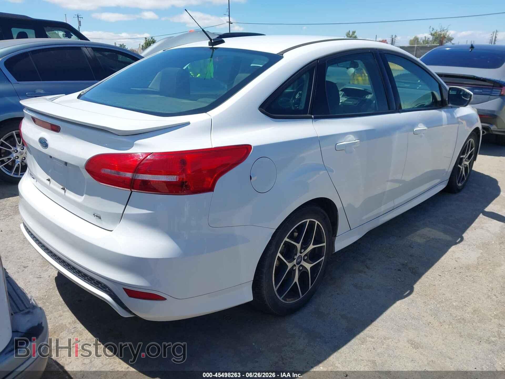 2016 FORD FOCUS - VIN: 1FADP3F20GL203573 - Photo 4