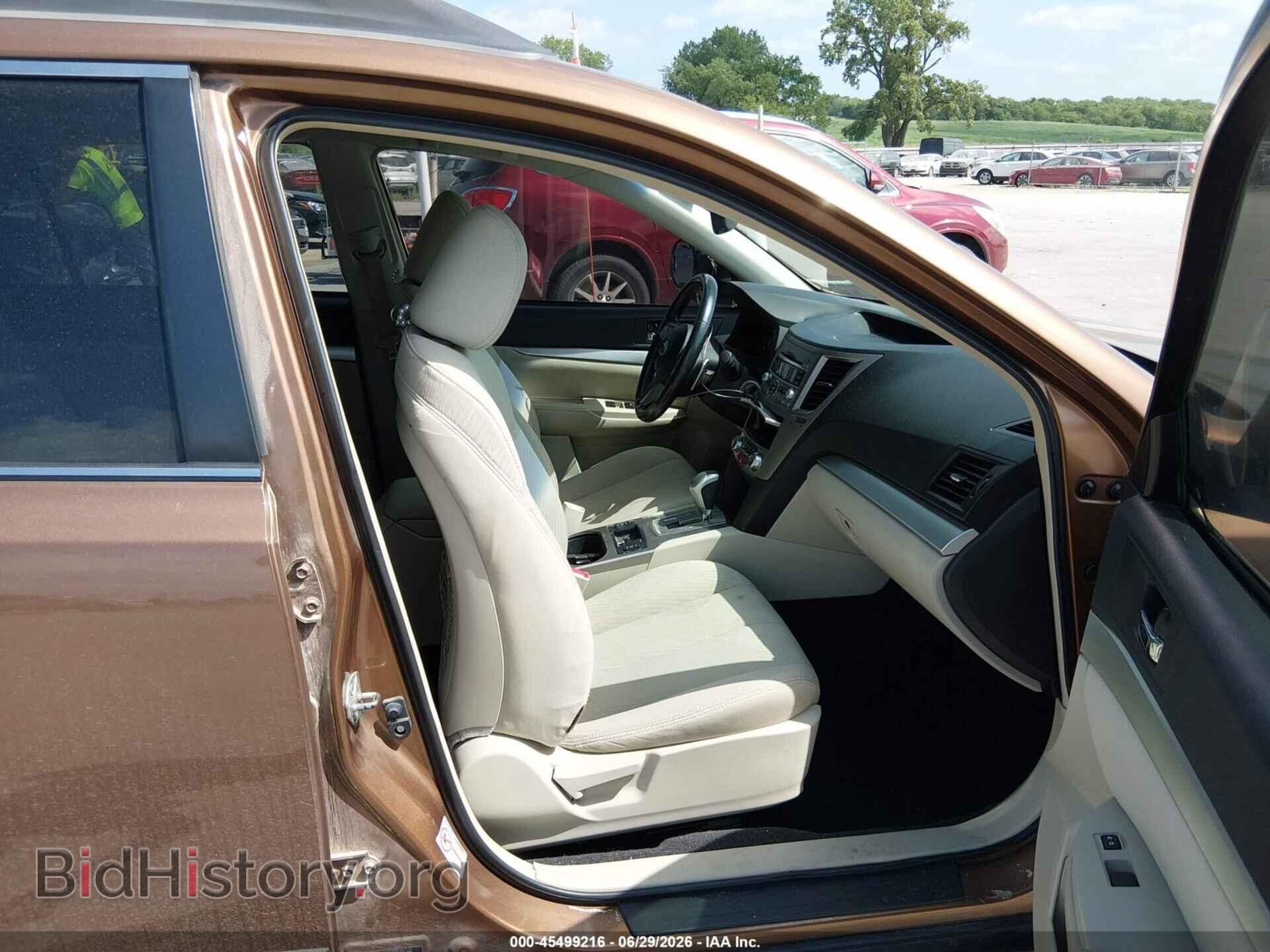 2011 SUBARU OUTBACK - VIN: 4S4BRCCC8B3351323 - Photo 5