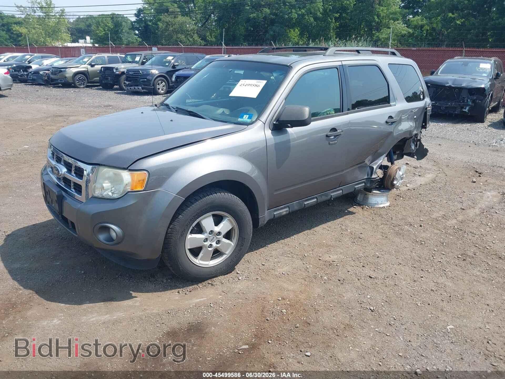 2011 FORD ESCAPE - VIN: 1FMCU0D74BKA79880 - Фото 2