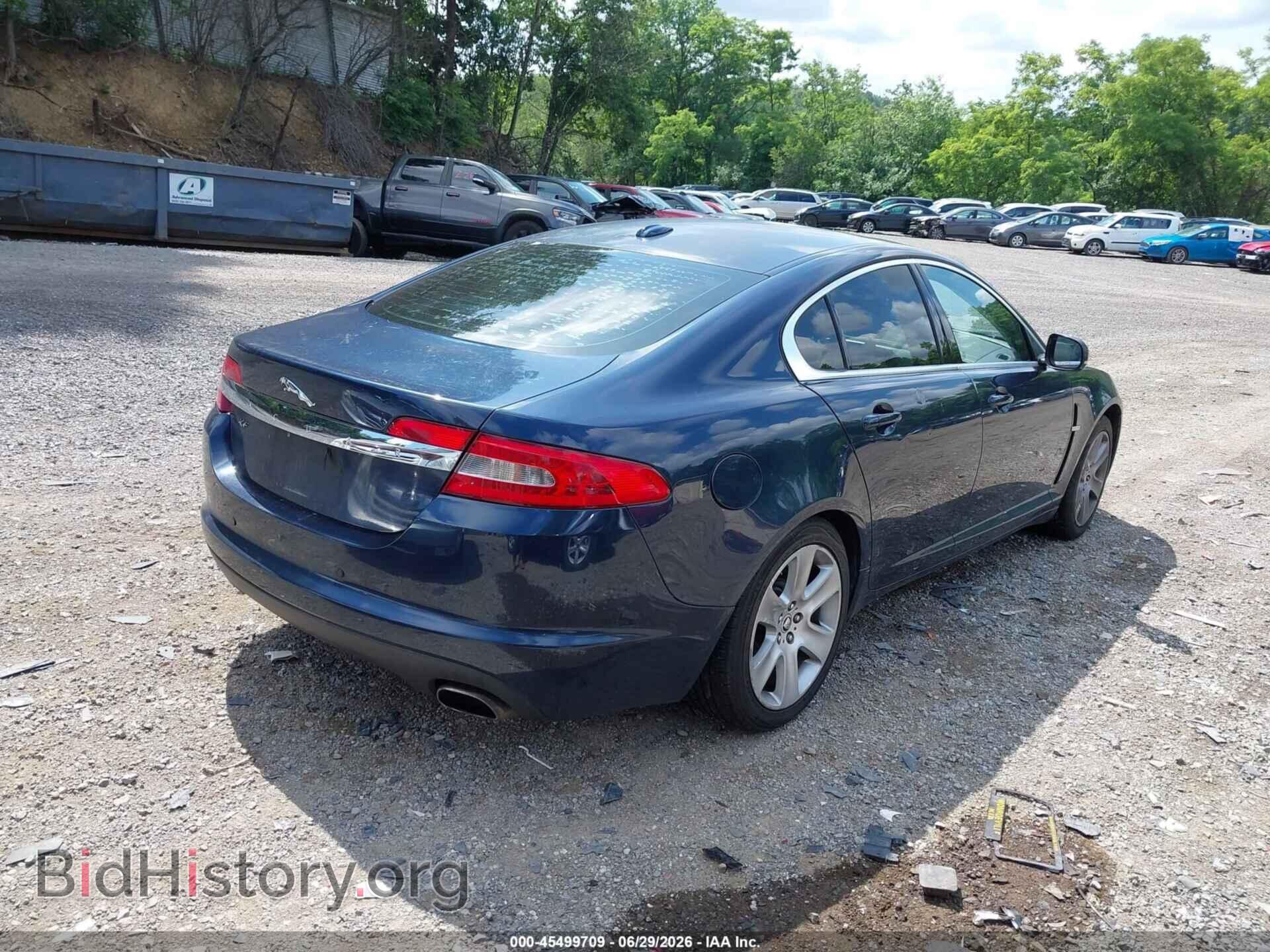 2011 JAGUAR XF - VIN: SAJWA0FB8BLS01700 - Фото 4