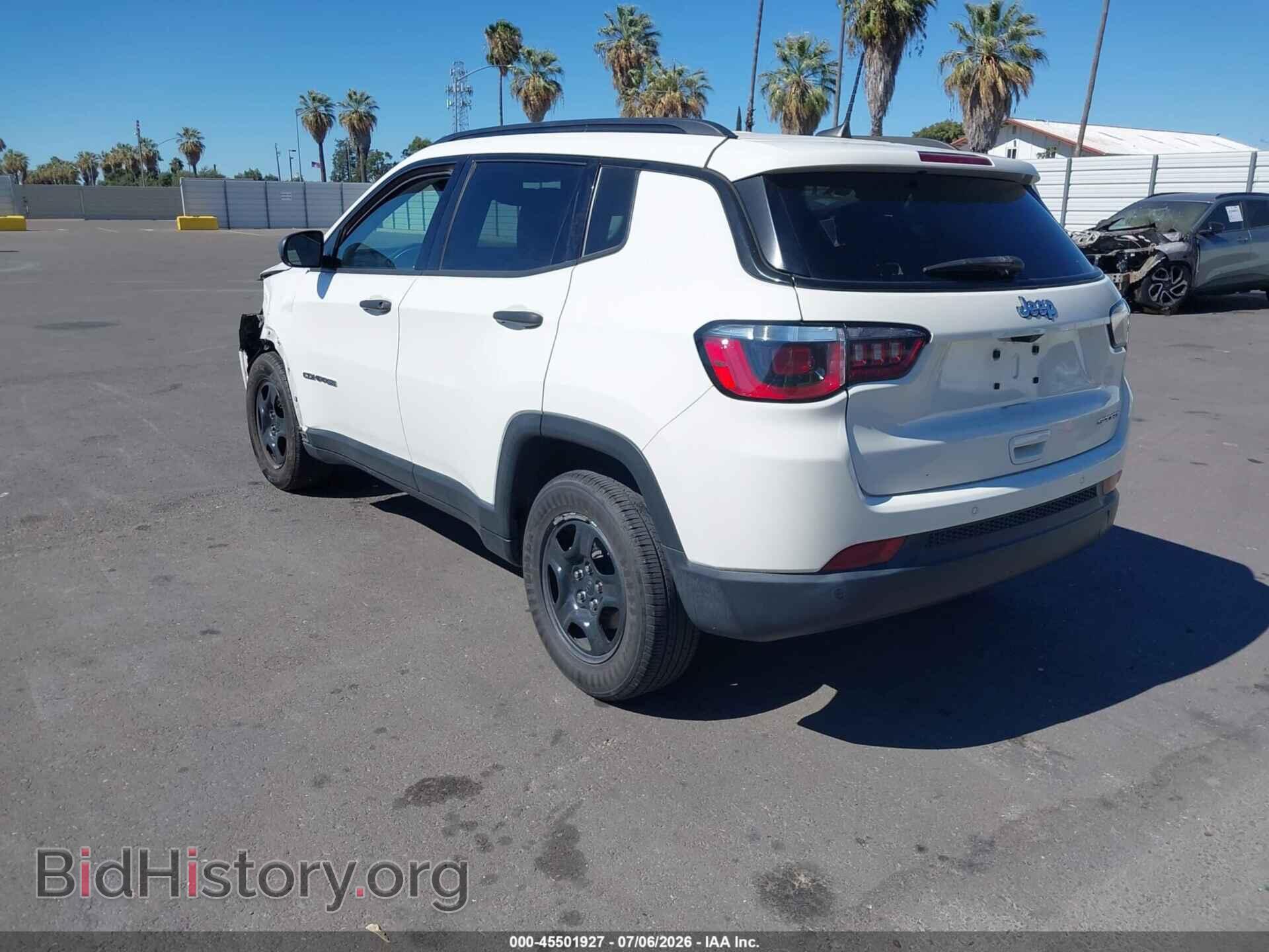 2018 JEEP COMPASS - VIN: 3C4NJCAB8JT212895 - Photo 3