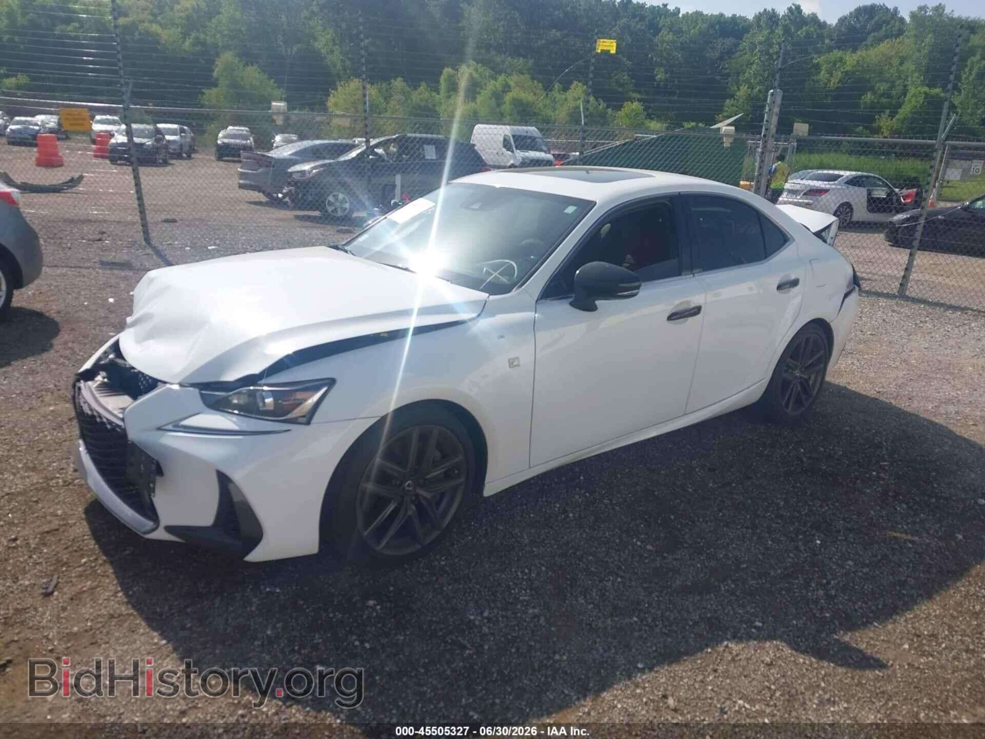 2019 LEXUS IS 300 - VIN: JTHC81D21K5037487 - Photo 2