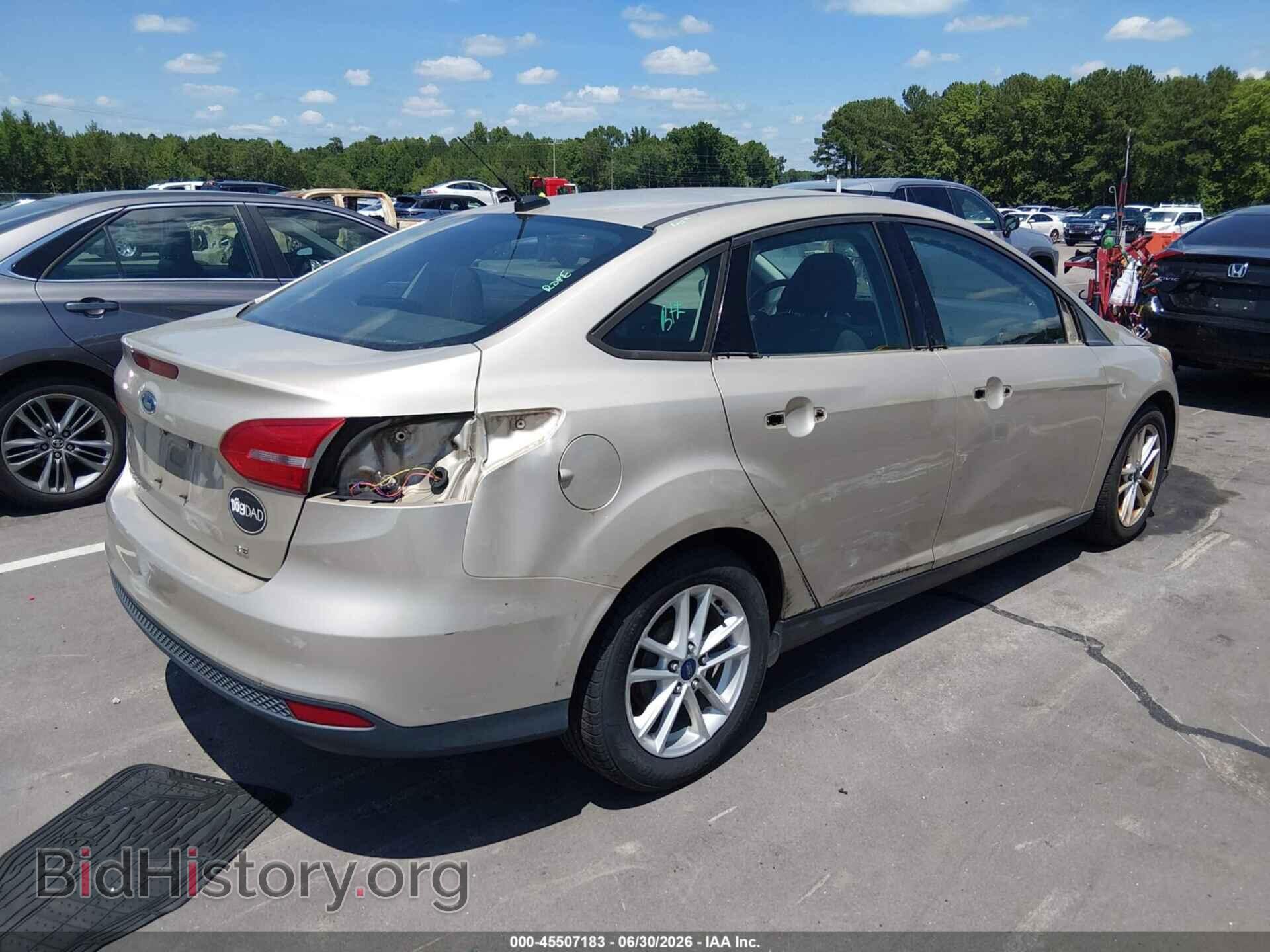 2017 FORD FOCUS - VIN: 1FADP3F22HL201826 - Photo 4