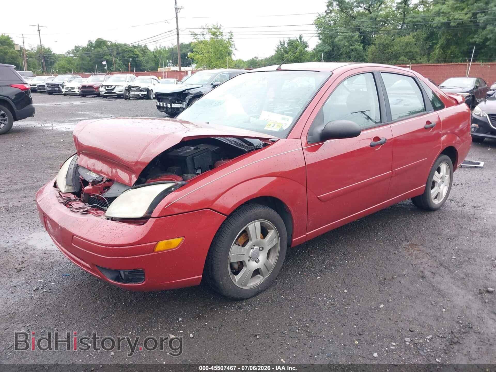 2005 FORD FOCUS - VIN: 1FAFP34N45W121265 - Фото 2