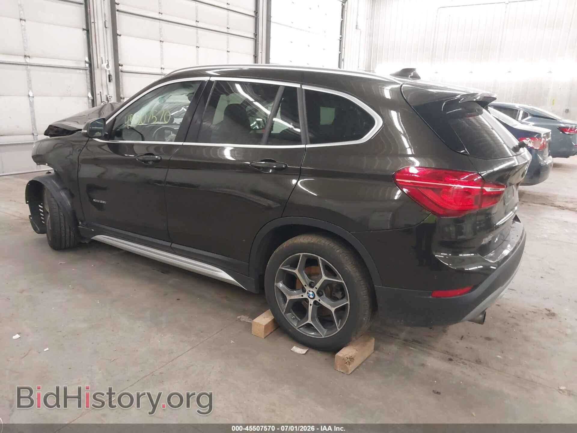 2016 BMW X1 - VIN: WBXHT3C32G5E48003 - Фото 3