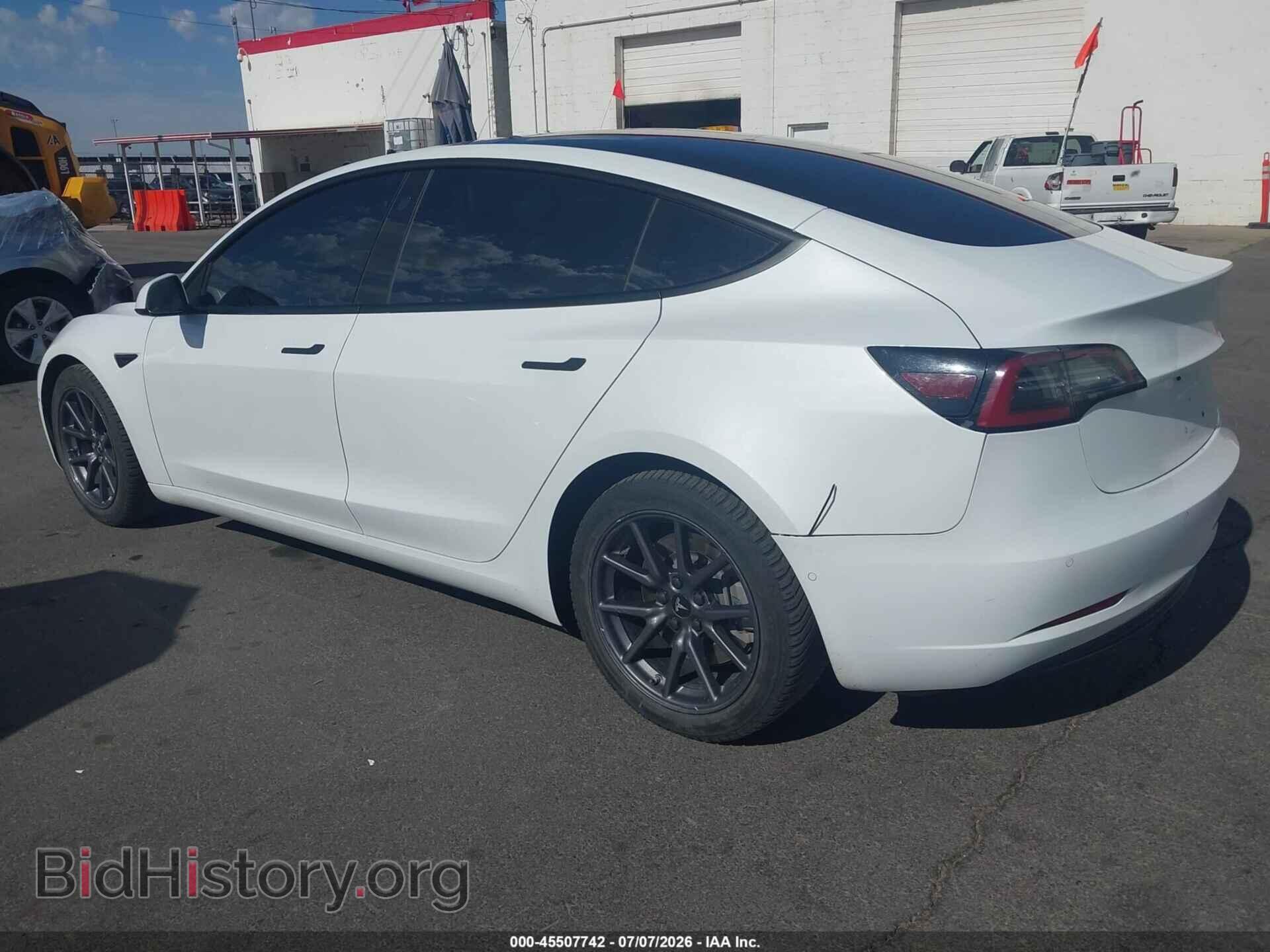 2018 TESLA MODEL 3 - VIN: 5YJ3E1EB9JF100065 - Фото 3