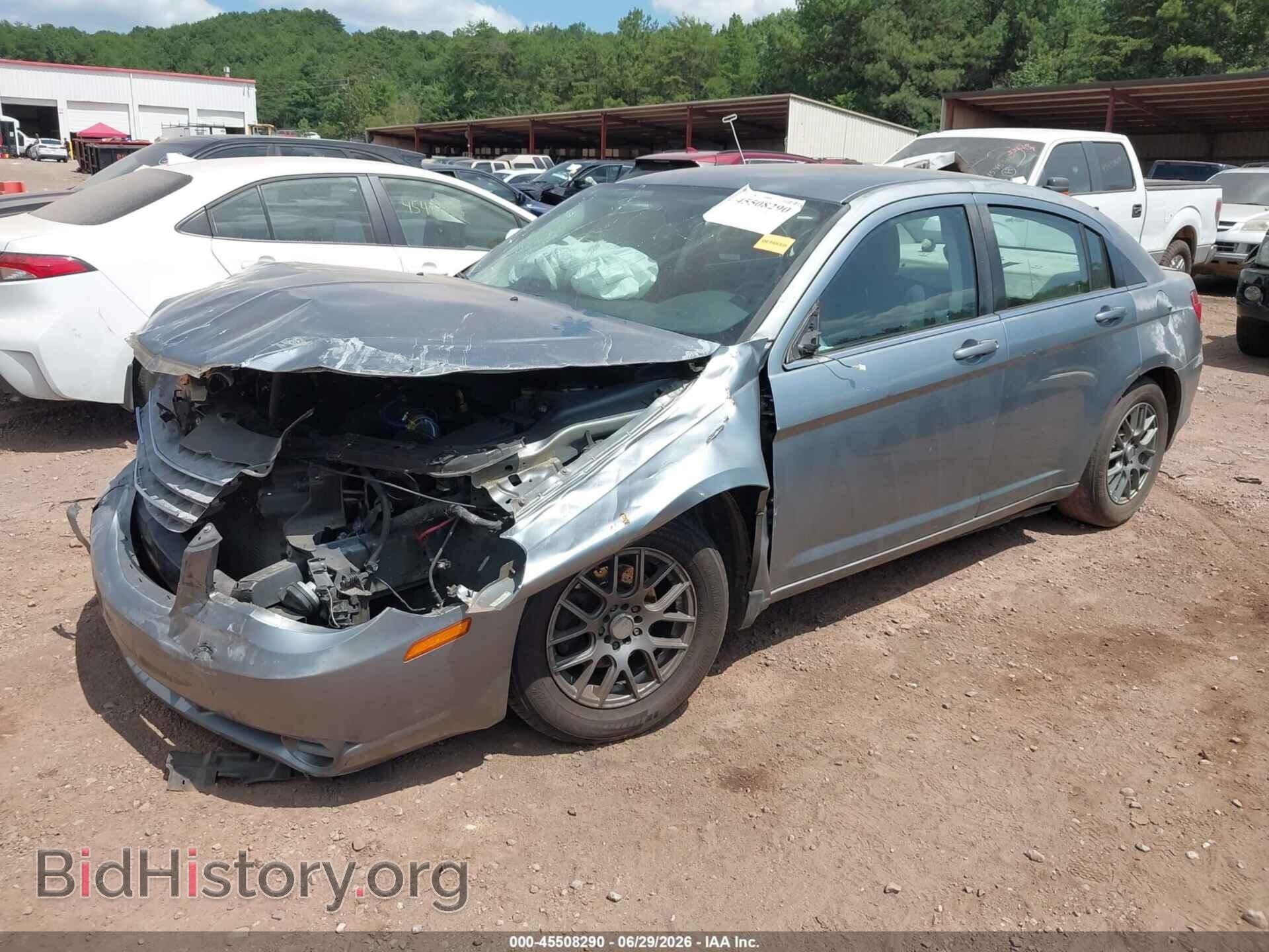2010 CHRYSLER SEBRING - VIN: 1C3CC4FBXAN140263 - Фото 2