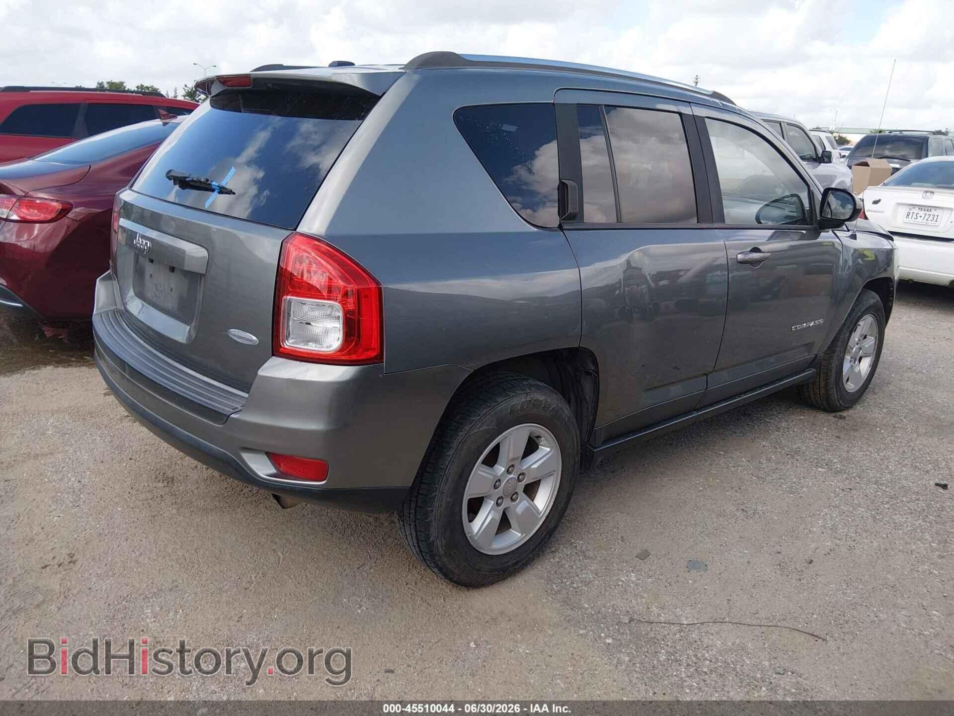 2012 JEEP COMPASS - VIN: 1C4NJCEB6CD666436 - Photo 4