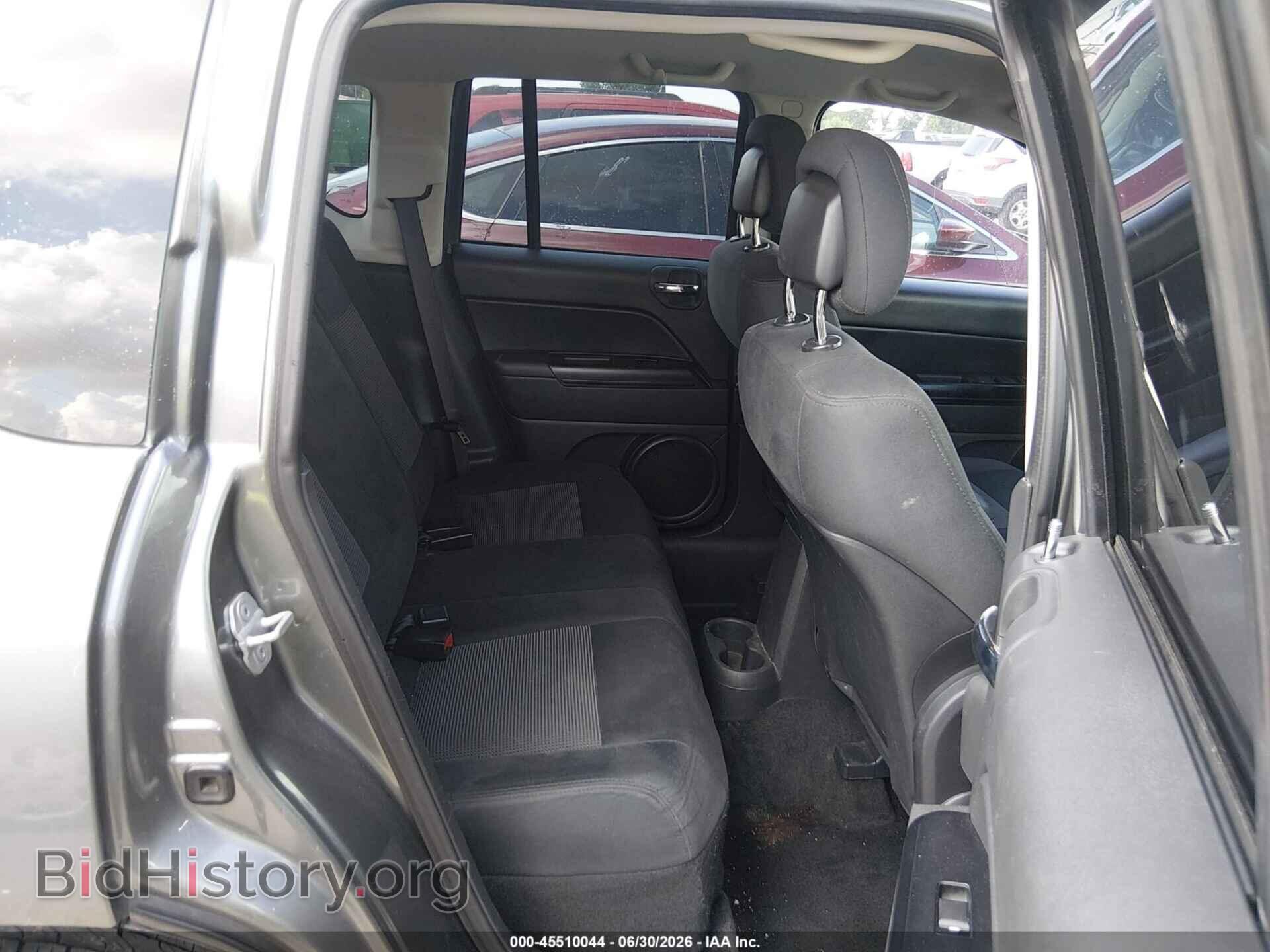 2012 JEEP COMPASS - VIN: 1C4NJCEB6CD666436 - Photo 8