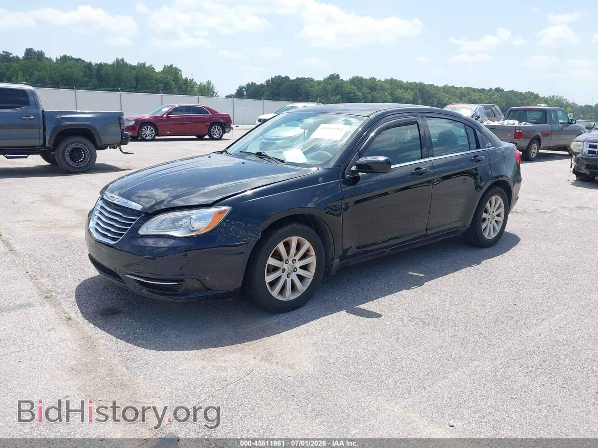 2013 CHRYSLER 200 - VIN: 1C3CCBBB9DN579968 - Photo 2