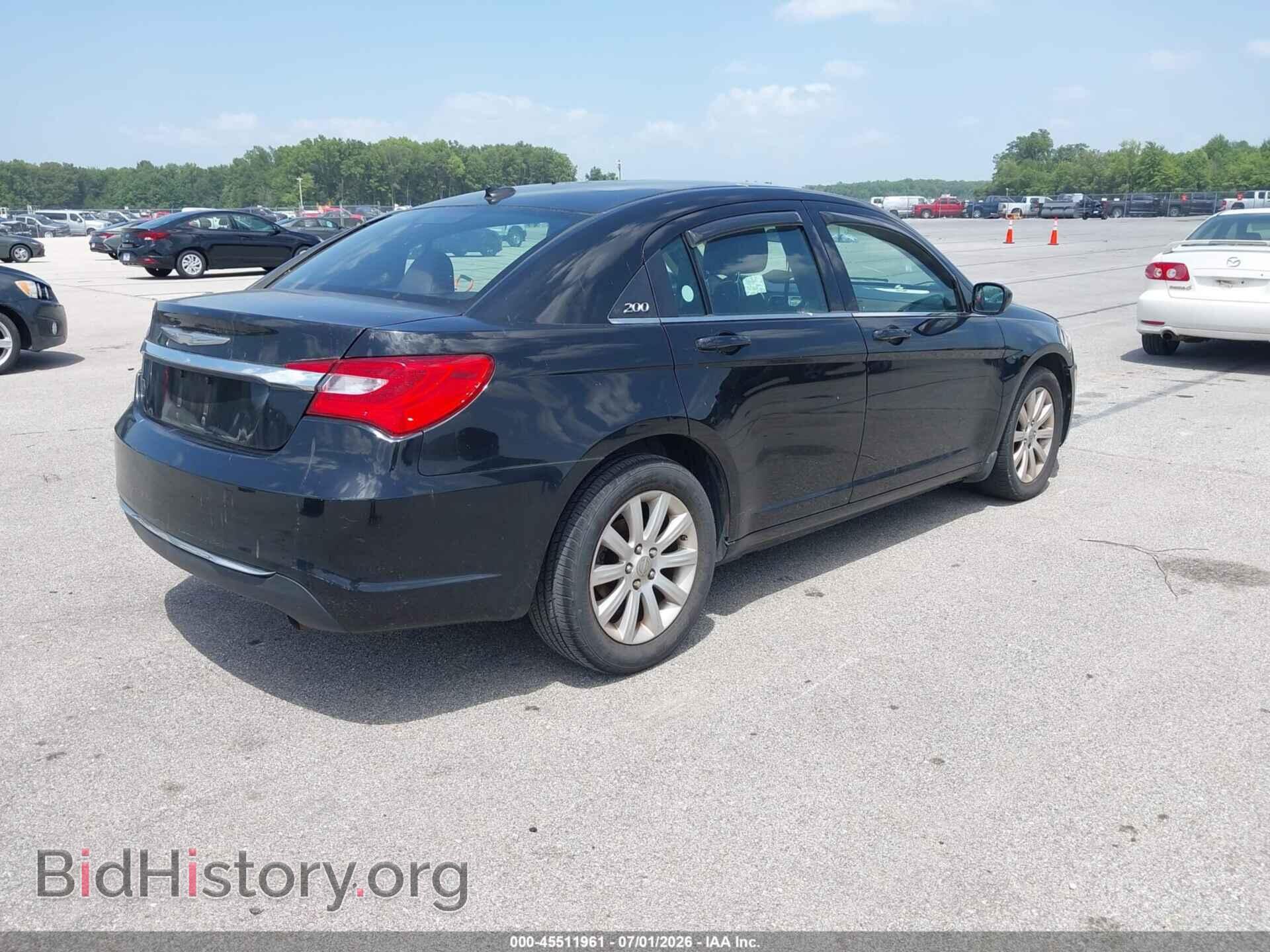 2013 CHRYSLER 200 - VIN: 1C3CCBBB9DN579968 - Photo 4