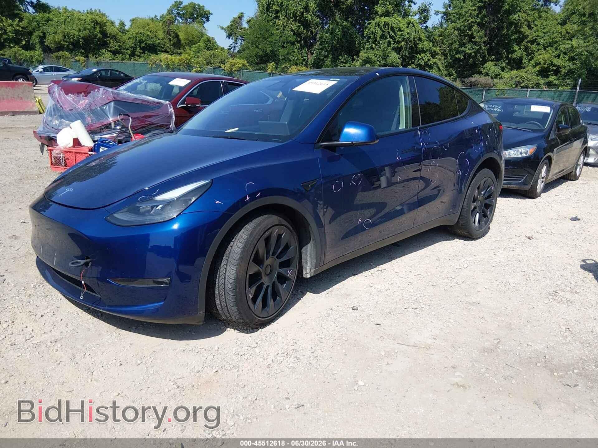2024 TESLA MODEL Y - VIN: 7SAYGAEE7RF063560 - Фото 2
