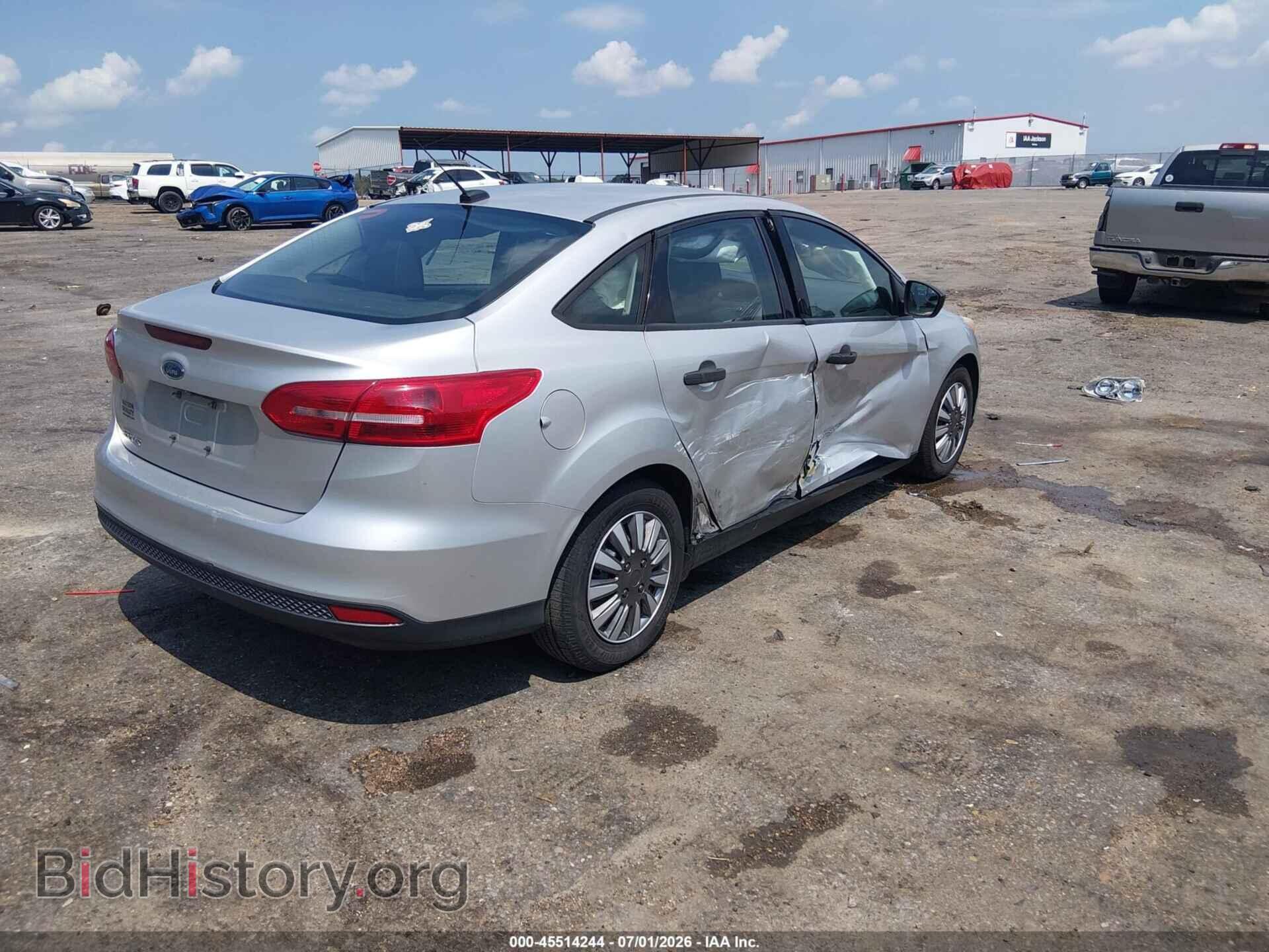 2017 FORD FOCUS - VIN: 1FADP3E23HL312161 - Photo 4