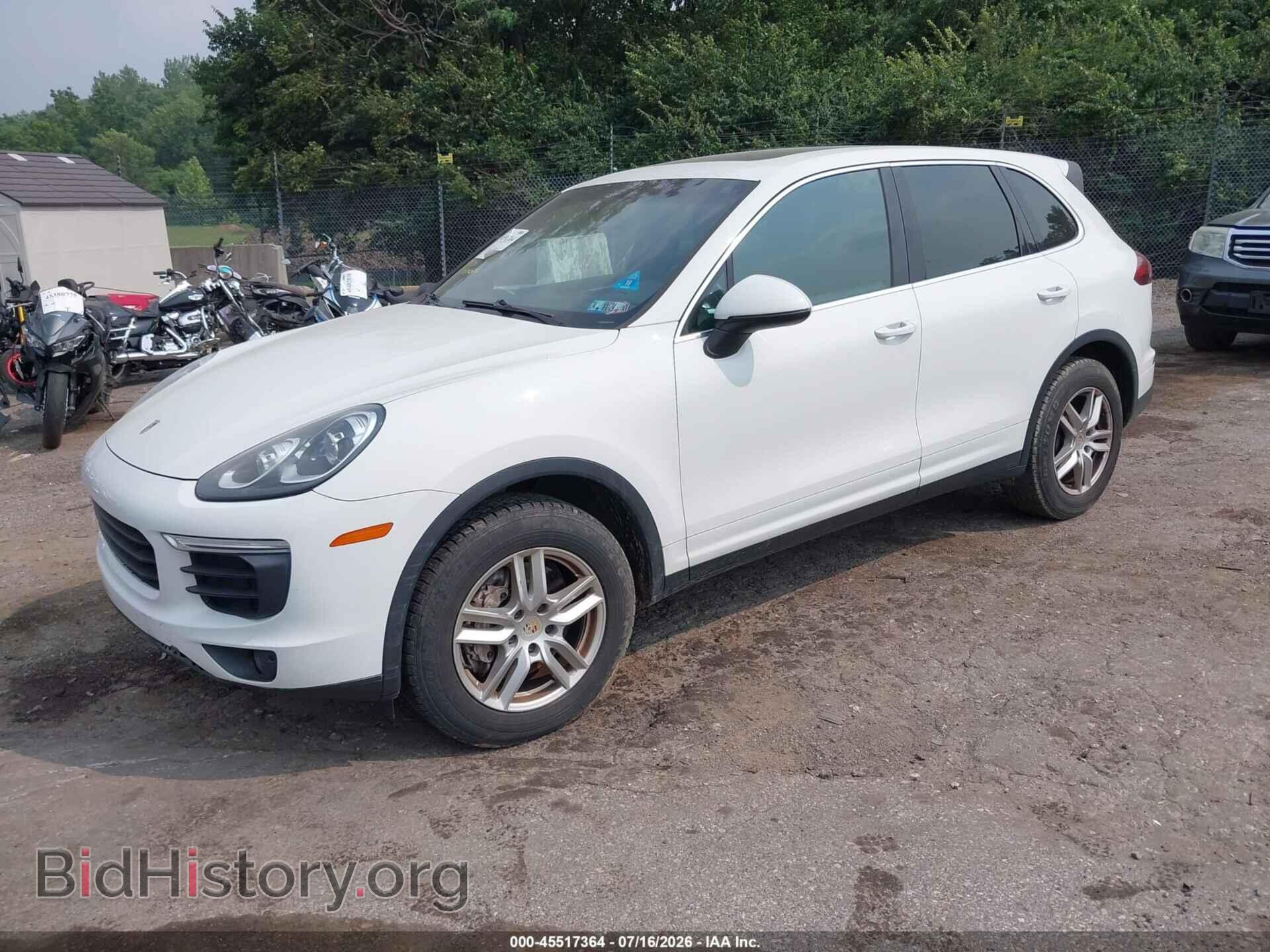 2016 PORSCHE CAYENNE - VIN: WP1AA2A20GLA10516 - Фото 2