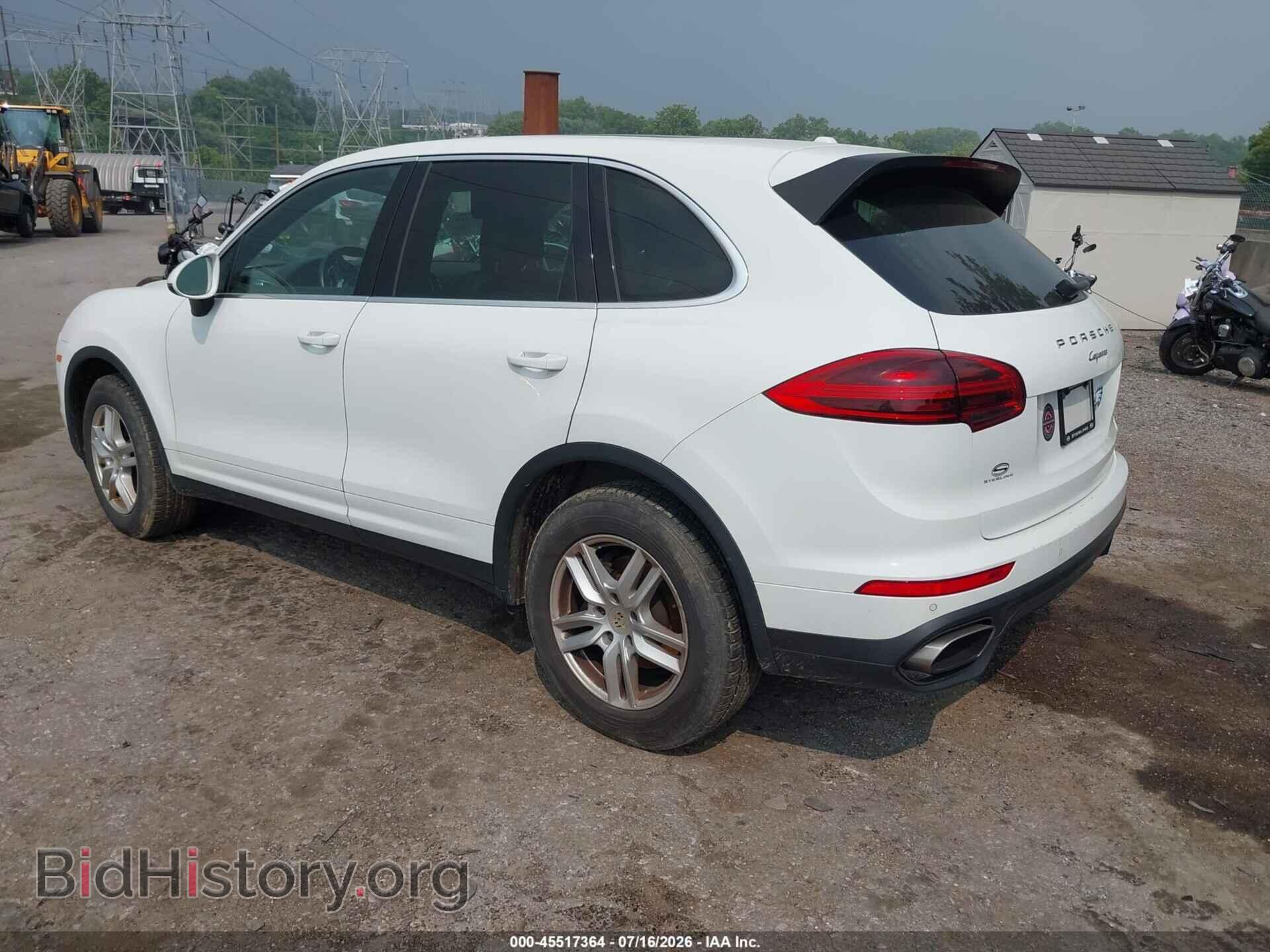 2016 PORSCHE CAYENNE - VIN: WP1AA2A20GLA10516 - Фото 3