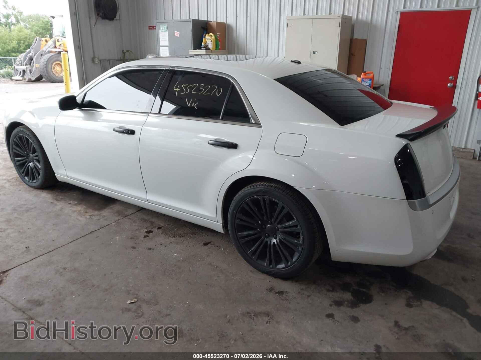 2012 CHRYSLER 300C - VIN: 2C3CCAPT8CH289501 - Фото 3