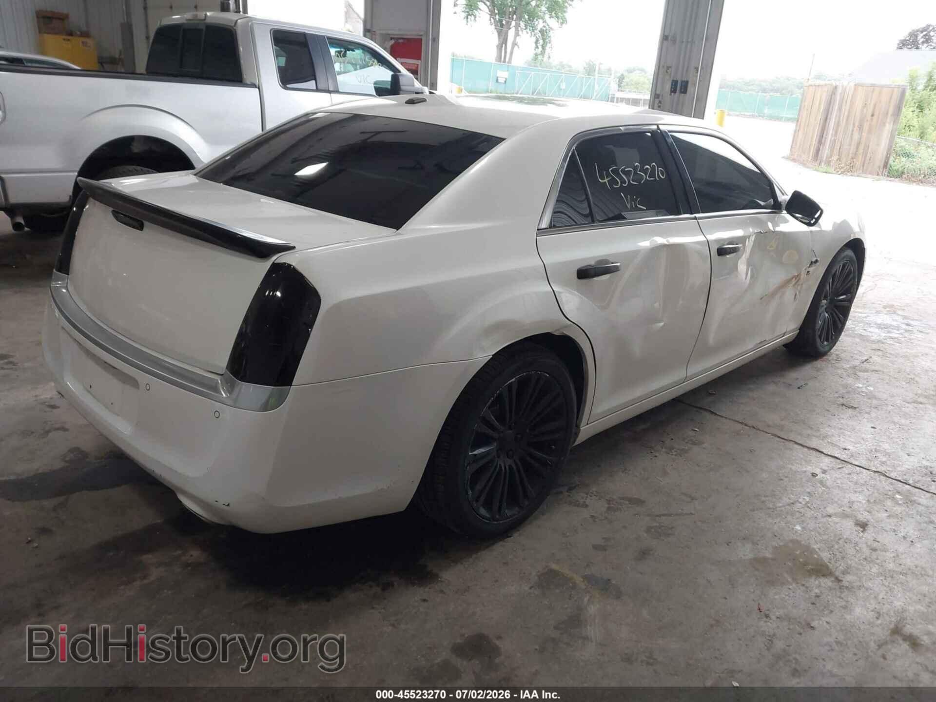 2012 CHRYSLER 300C - VIN: 2C3CCAPT8CH289501 - Фото 4