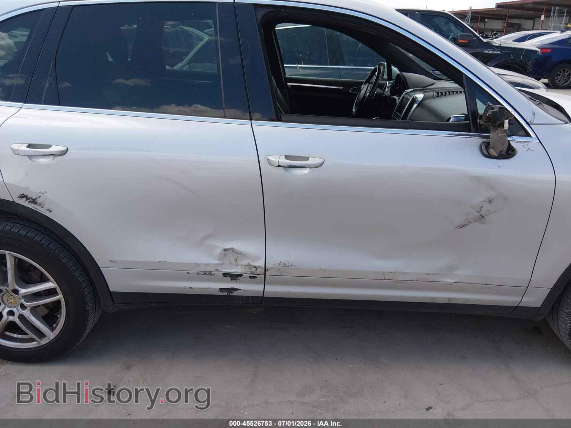 2011 PORSCHE CAYENNE - VIN: WP1AA2A27BLA03698 - Photo 6