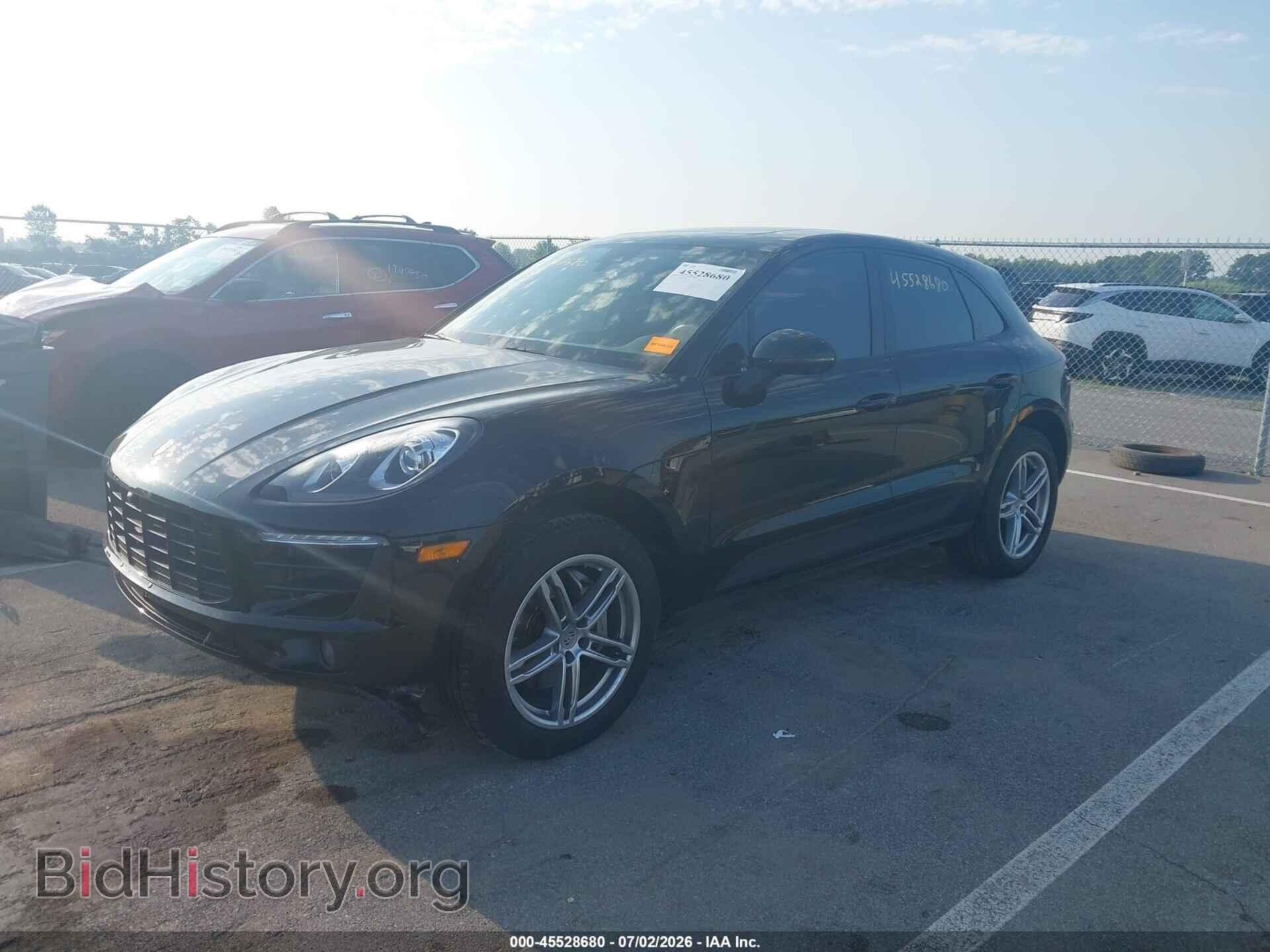 2017 PORSCHE MACAN - VIN: WP1AB2A55HLB19935 - Photo 2
