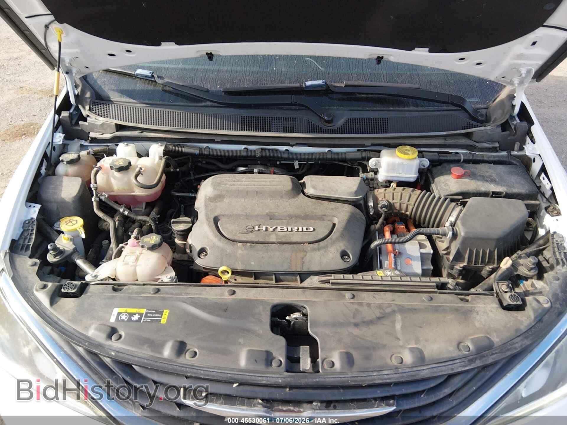 2019 CHRYSLER PACIFICA HYBRID - VIN: 2C4RC1H76KR508777 - Фото 10