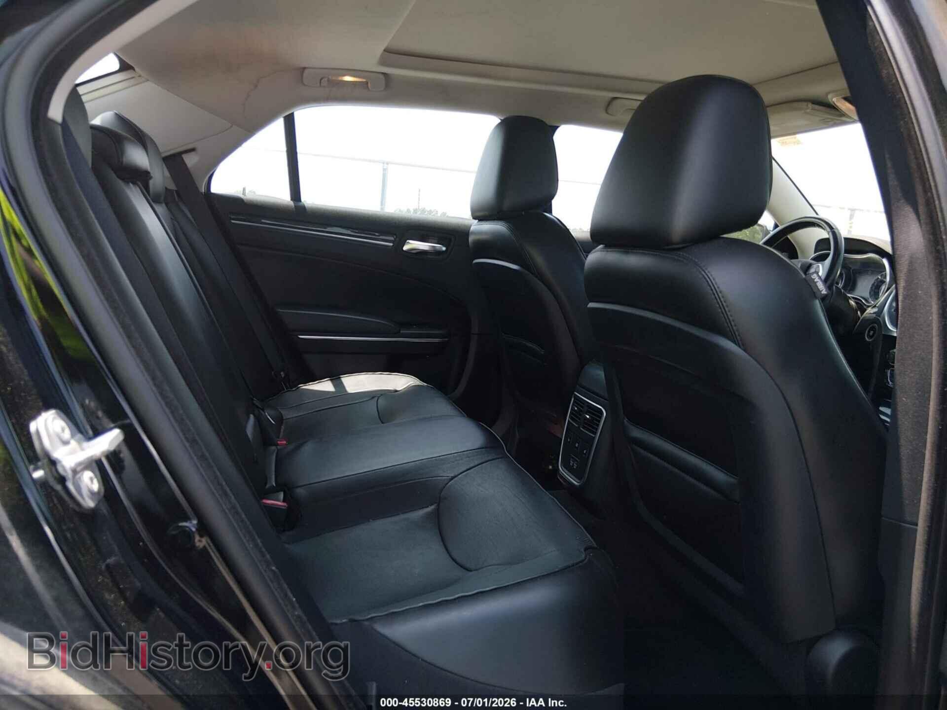 2017 CHRYSLER 300C - VIN: 2C3CCAKG1HH637477 - Фото 8