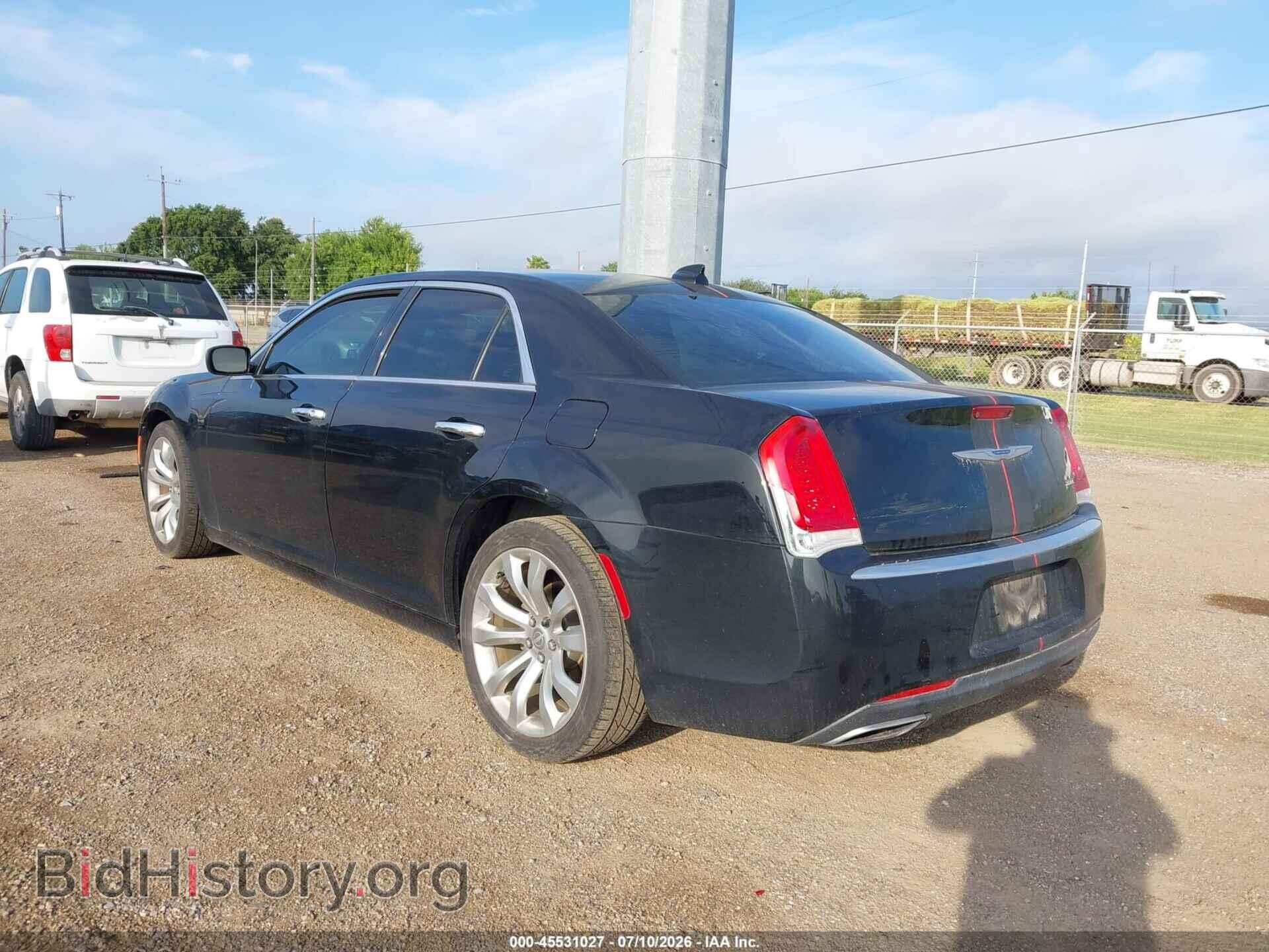 2018 CHRYSLER 300 - VIN: 2C3CCAEG8JH168020 - Фото 3