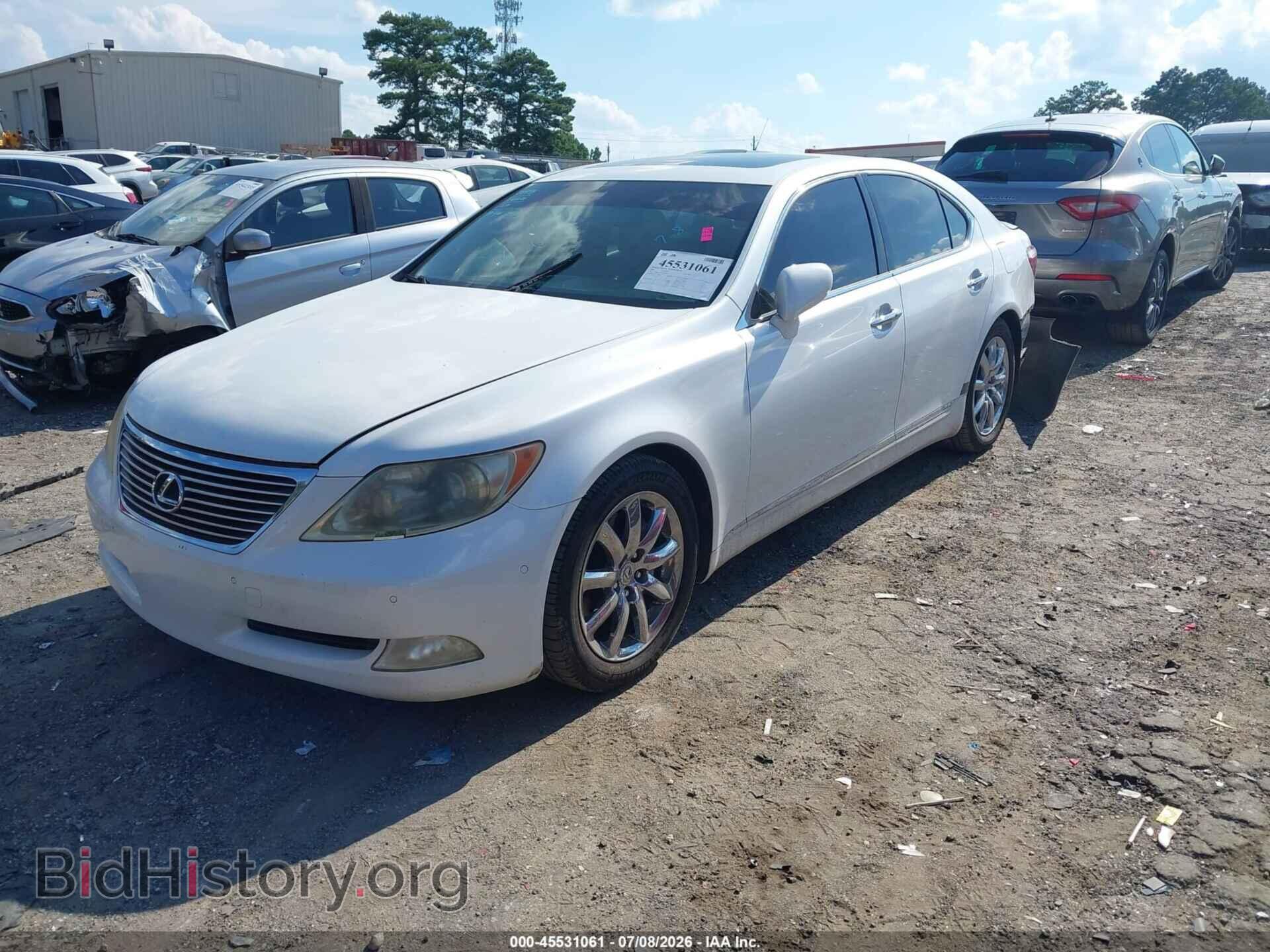 2007 LEXUS LS 460 - VIN: JTHBL46FX75015040 - Photo 2