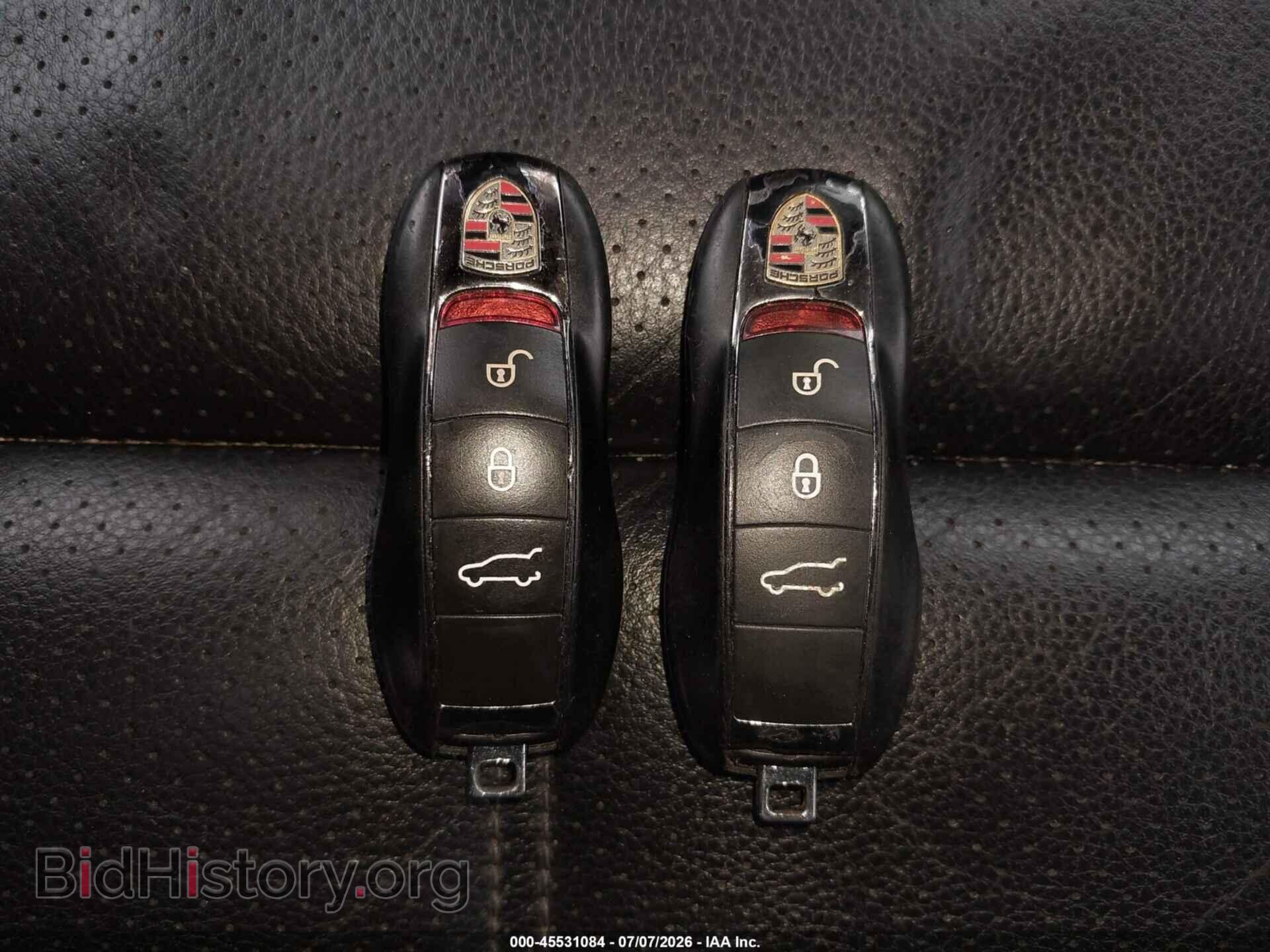 2017 PORSCHE CAYENNE - VIN: WP1AA2A24HKA89633 - Photo 11