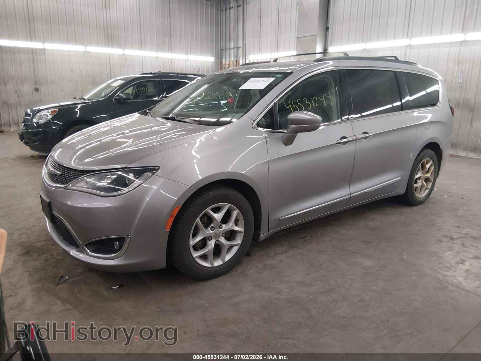 2017 CHRYSLER PACIFICA - VIN: 2C4RC1BG2HR528803 - Photo 2