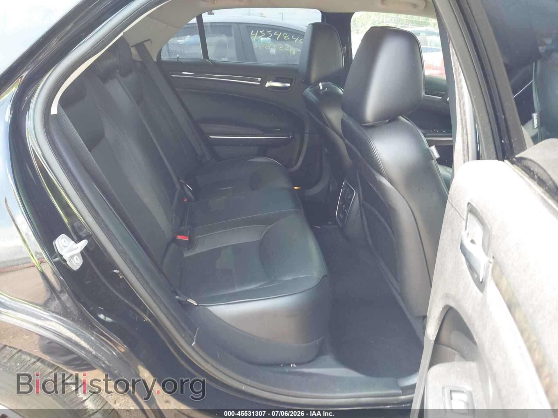 2017 CHRYSLER 300C - VIN: 2C3CCAEG2HH570819 - Фото 8