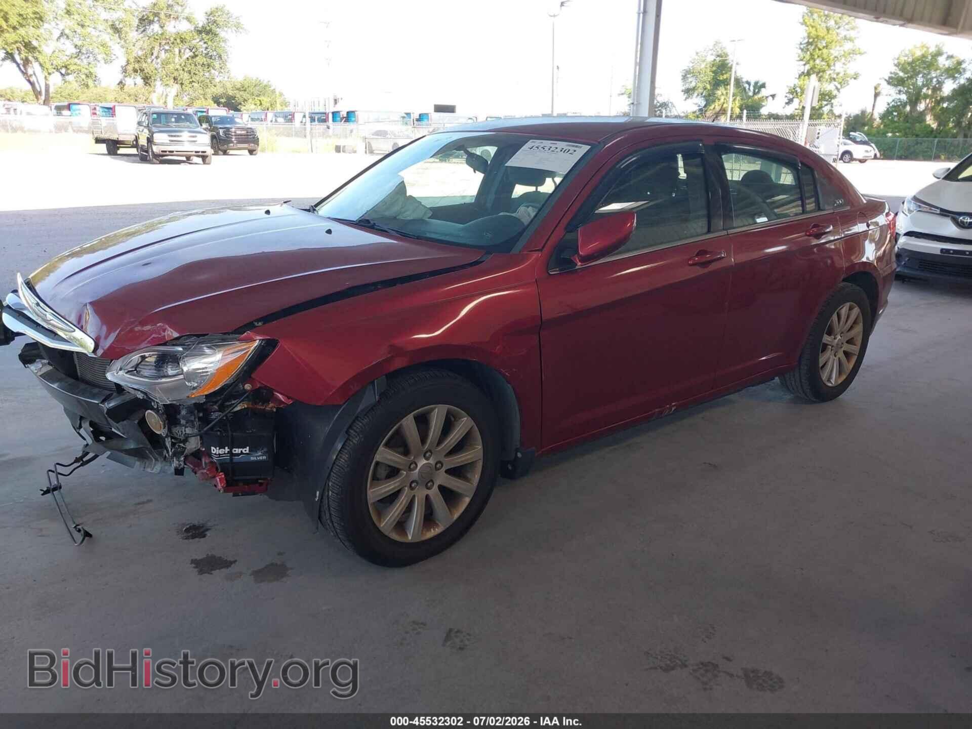 2013 CHRYSLER 200 - VIN: 1C3CCBBB7DN600560 - Photo 2