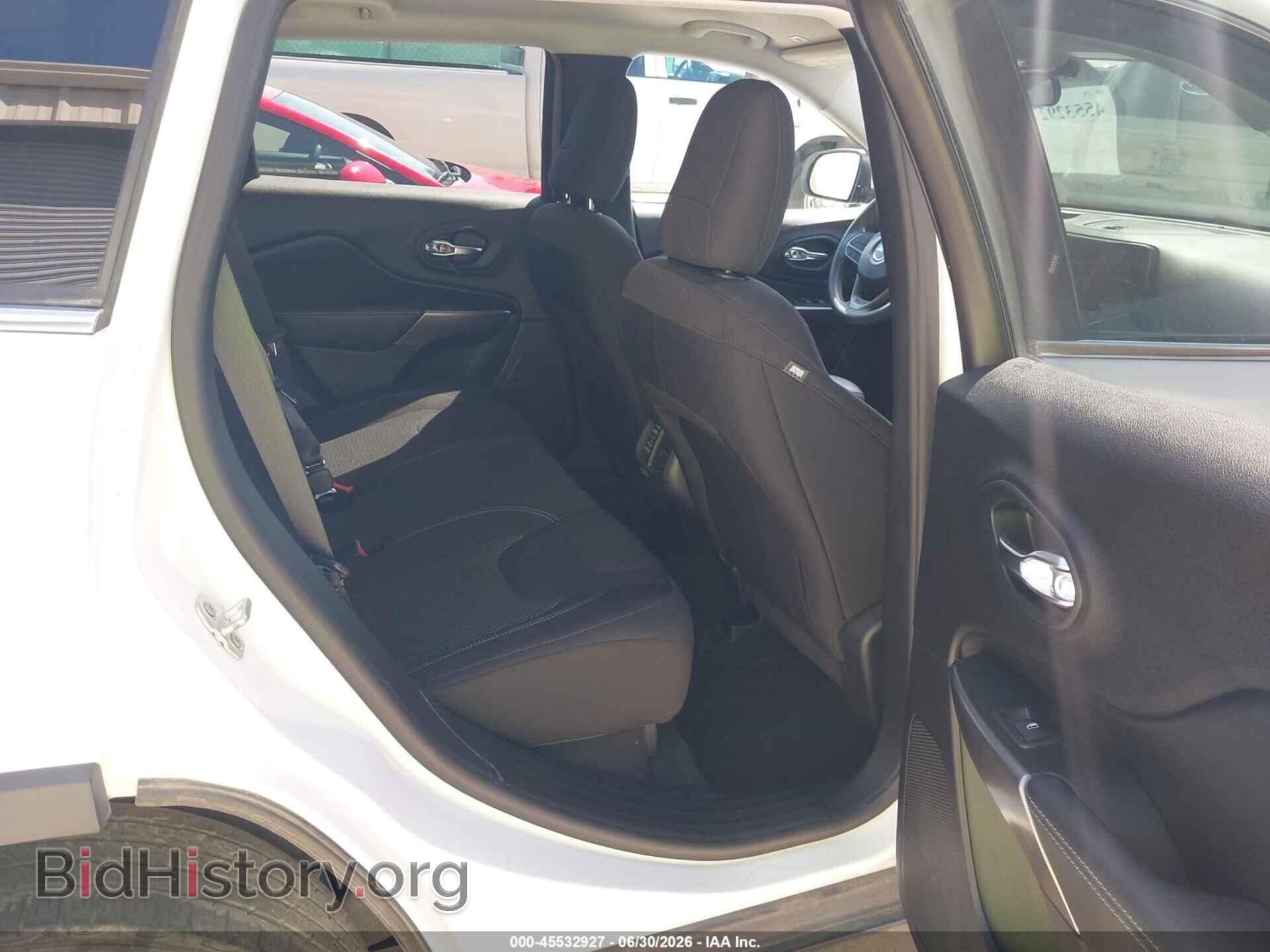 2019 JEEP CHEROKEE - VIN: 1C4PJMCB1KD429966 - Фото 8