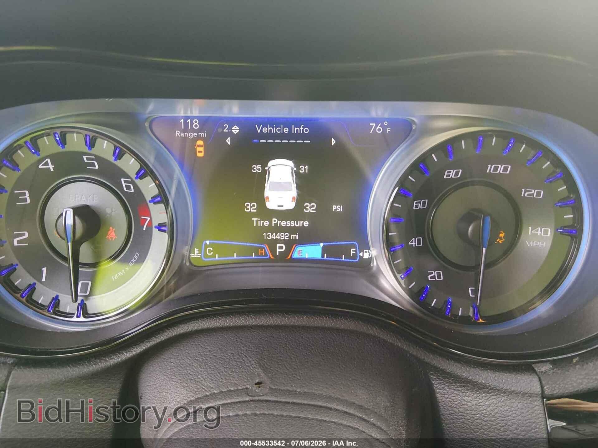 2019 CHRYSLER 300 - VIN: 2C3CCAGG7KH533849 - Photo 7