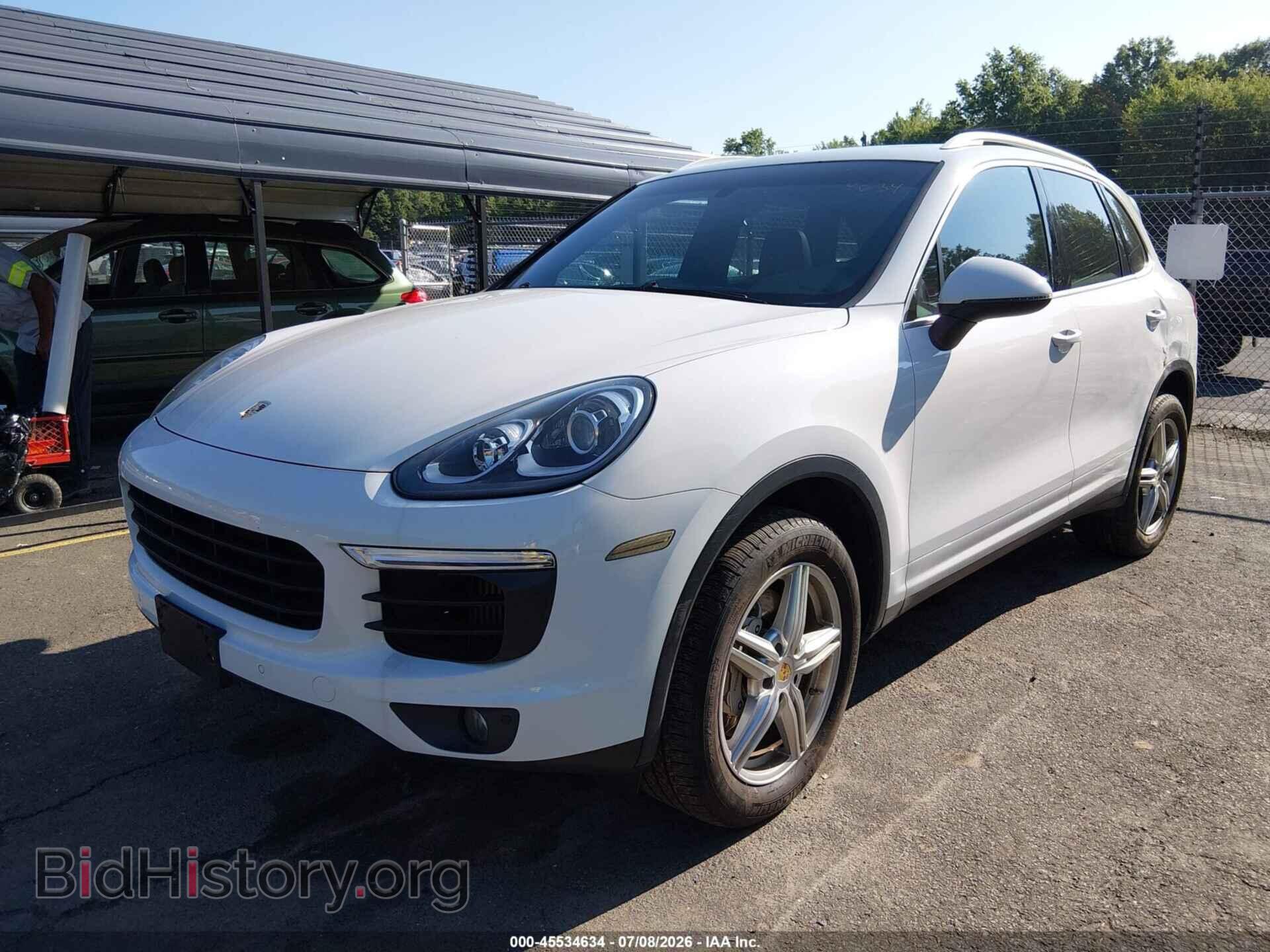 2016 PORSCHE CAYENNE - VIN: WP1AB2A29GLA92131 - Фото 2
