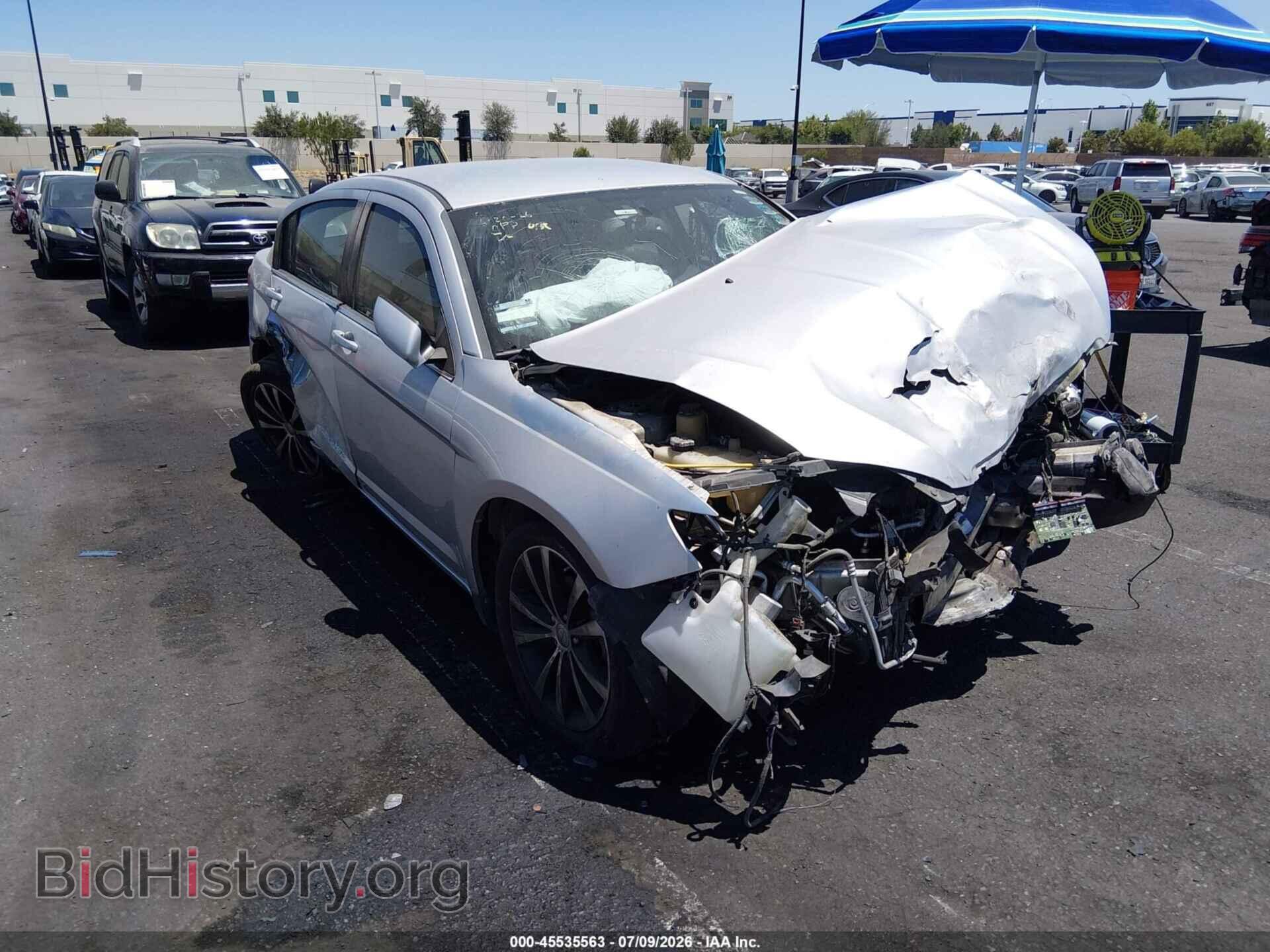 Фотография 1C3CCBBG8CN330006 - CHRYSLER 200 2012