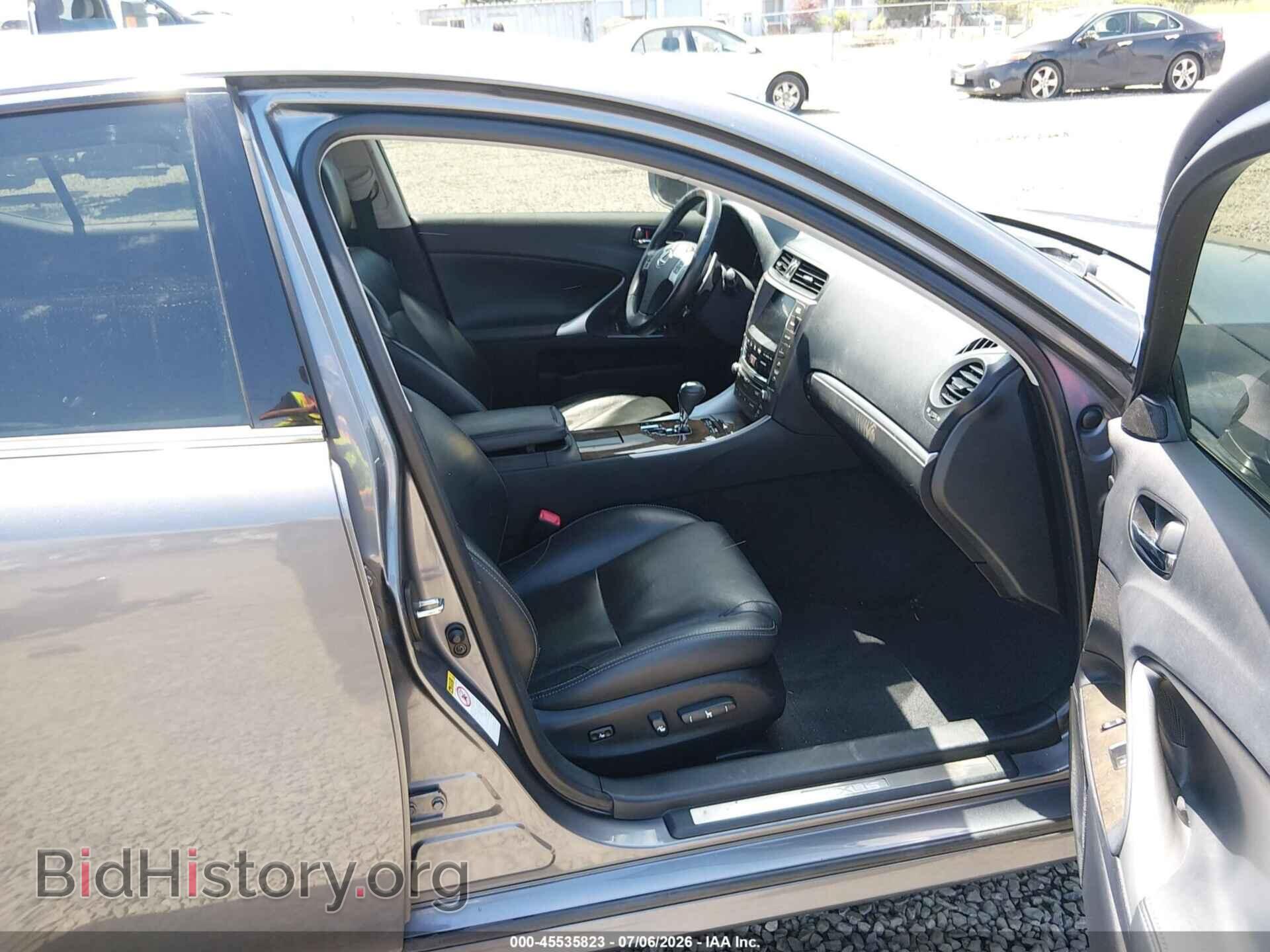 2012 LEXUS IS 350 - VIN: JTHCE5C22C5002590 - Photo 5