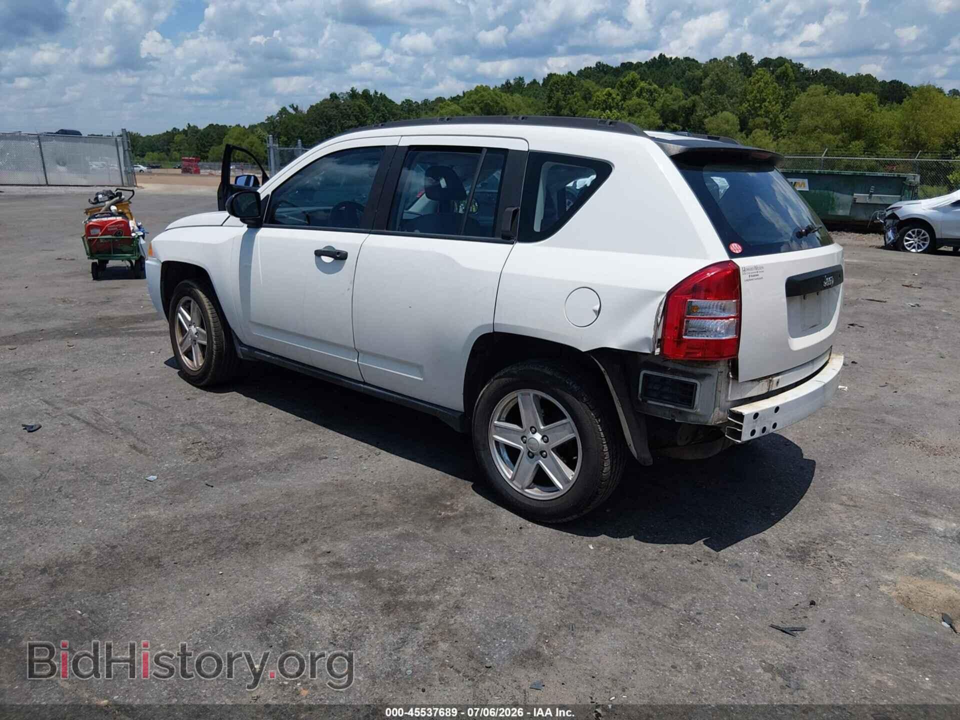 2007 JEEP COMPASS - VIN: 1J8FT47WX7D116353 - Фото 3