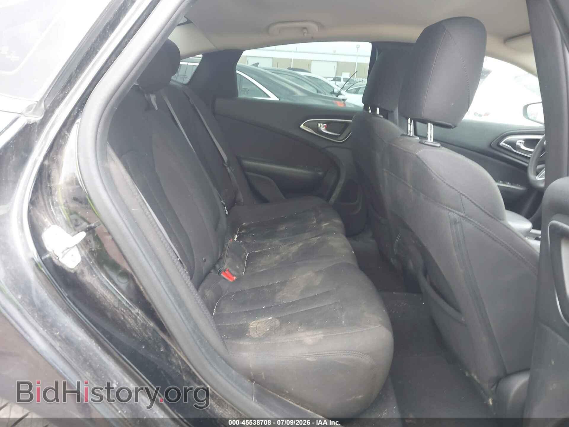 2015 CHRYSLER 200 - VIN: 1C3CCCAB2FN641267 - Photo 8
