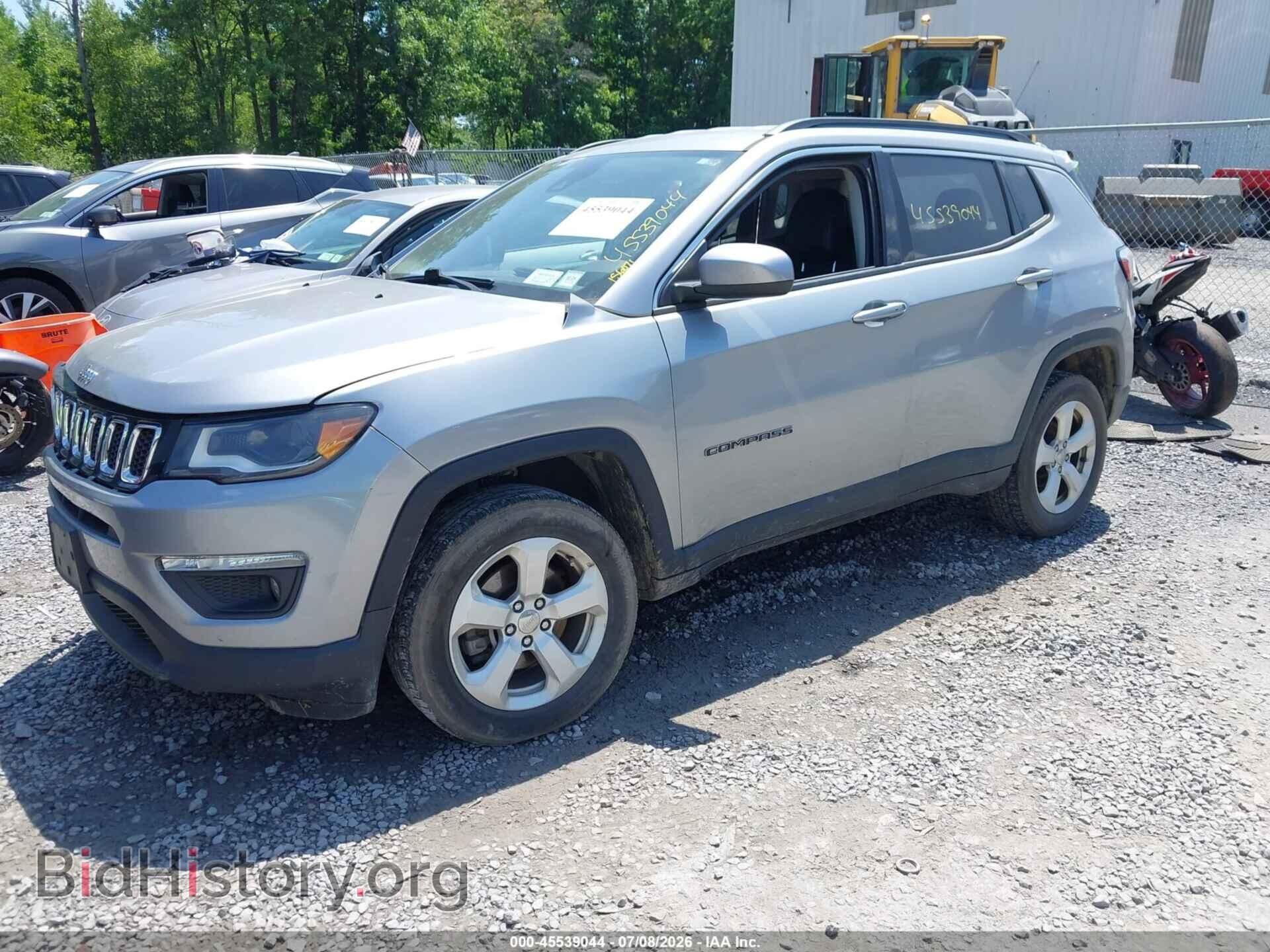 2018 JEEP COMPASS - VIN: 3C4NJDBB0JT392541 - Фото 2